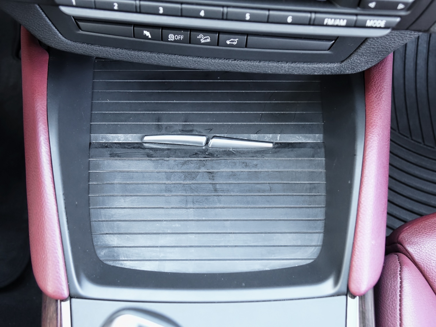 /firstgearmotorcar/2012-BMW-X6-9584509935375847.jpg