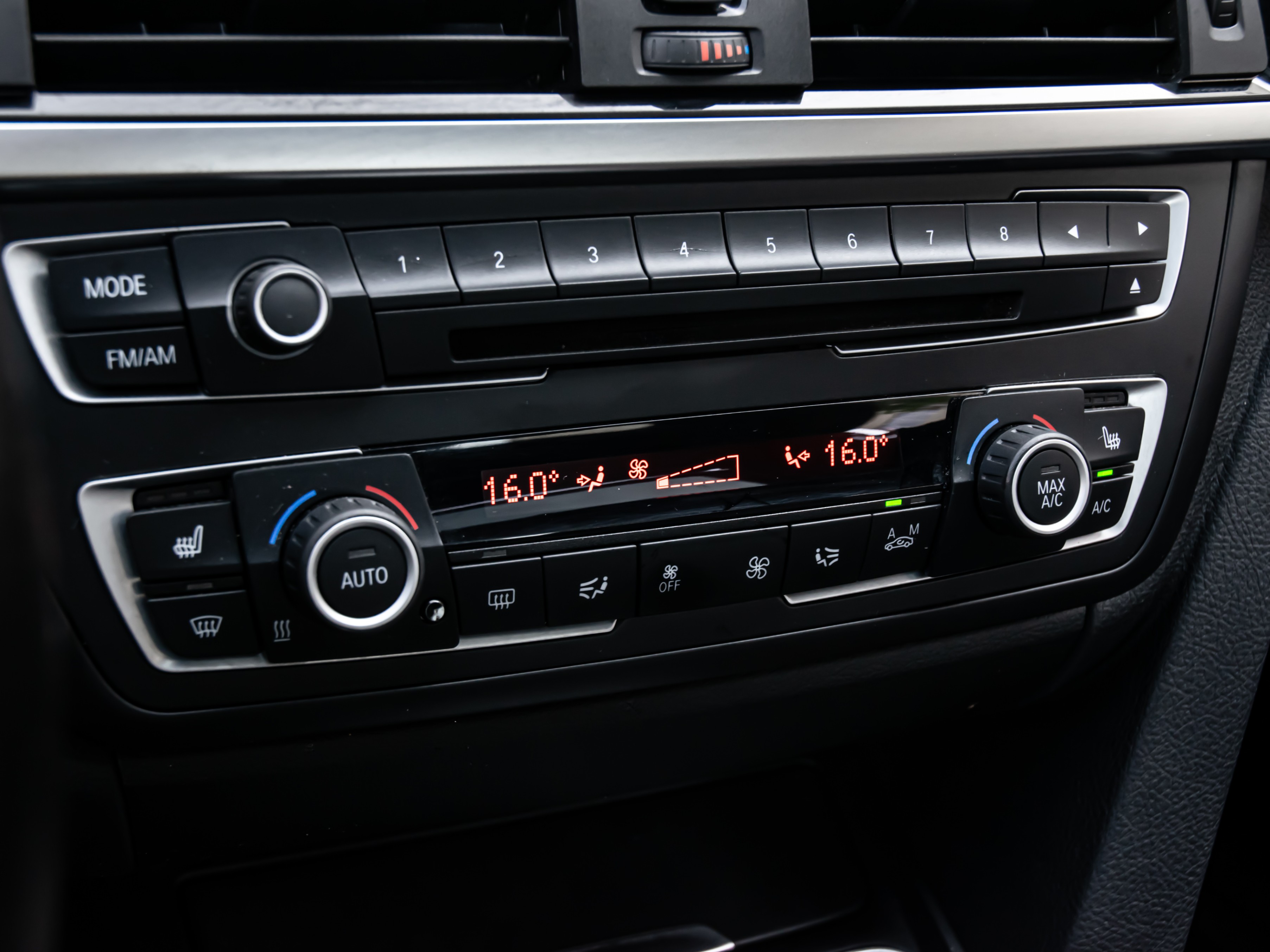 /firstgearmotorcar/2013-BMW-3-Series-1405114619275194.jpg