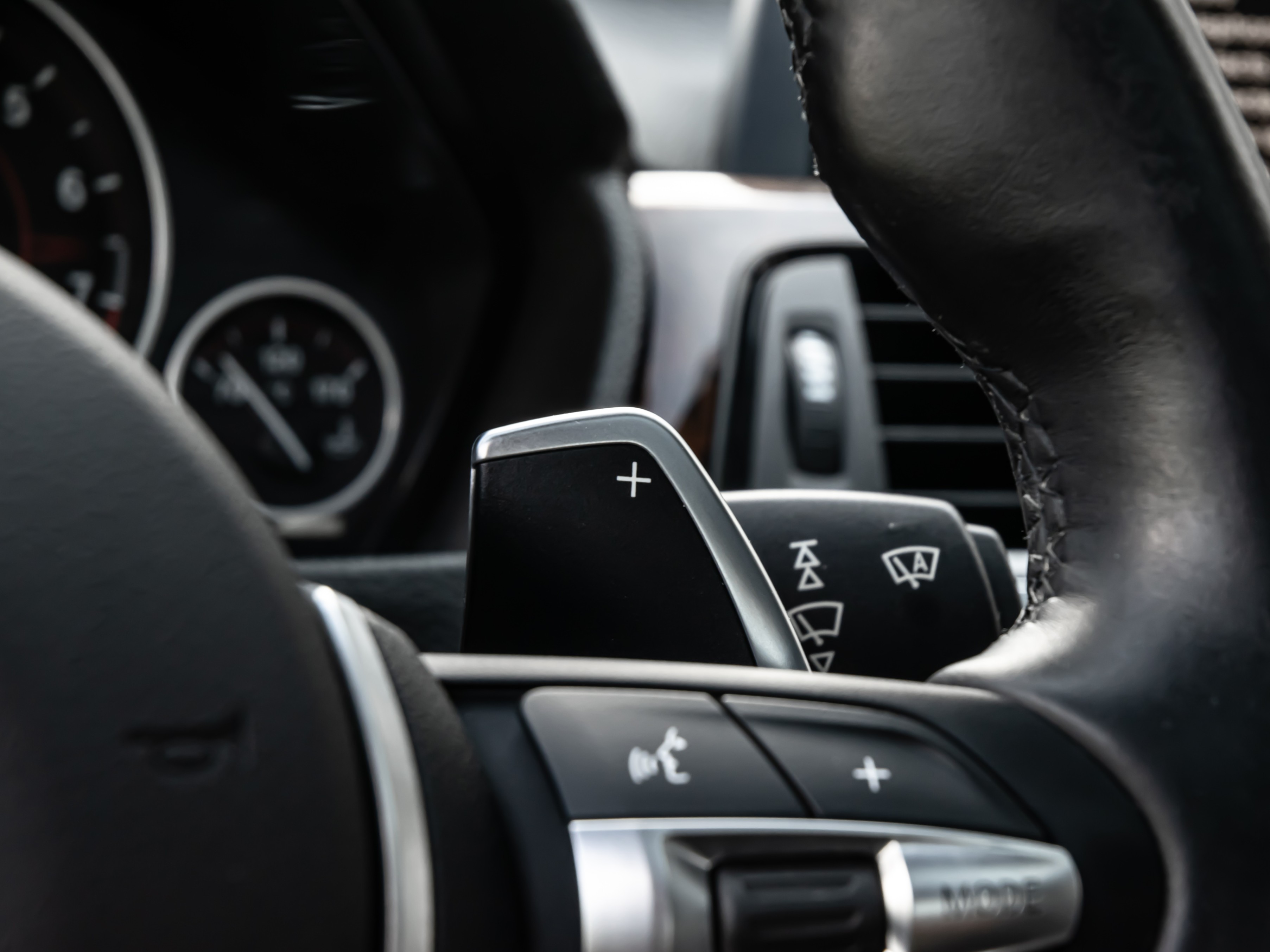 /firstgearmotorcar/2013-BMW-3-Series-3963418909405416.jpg