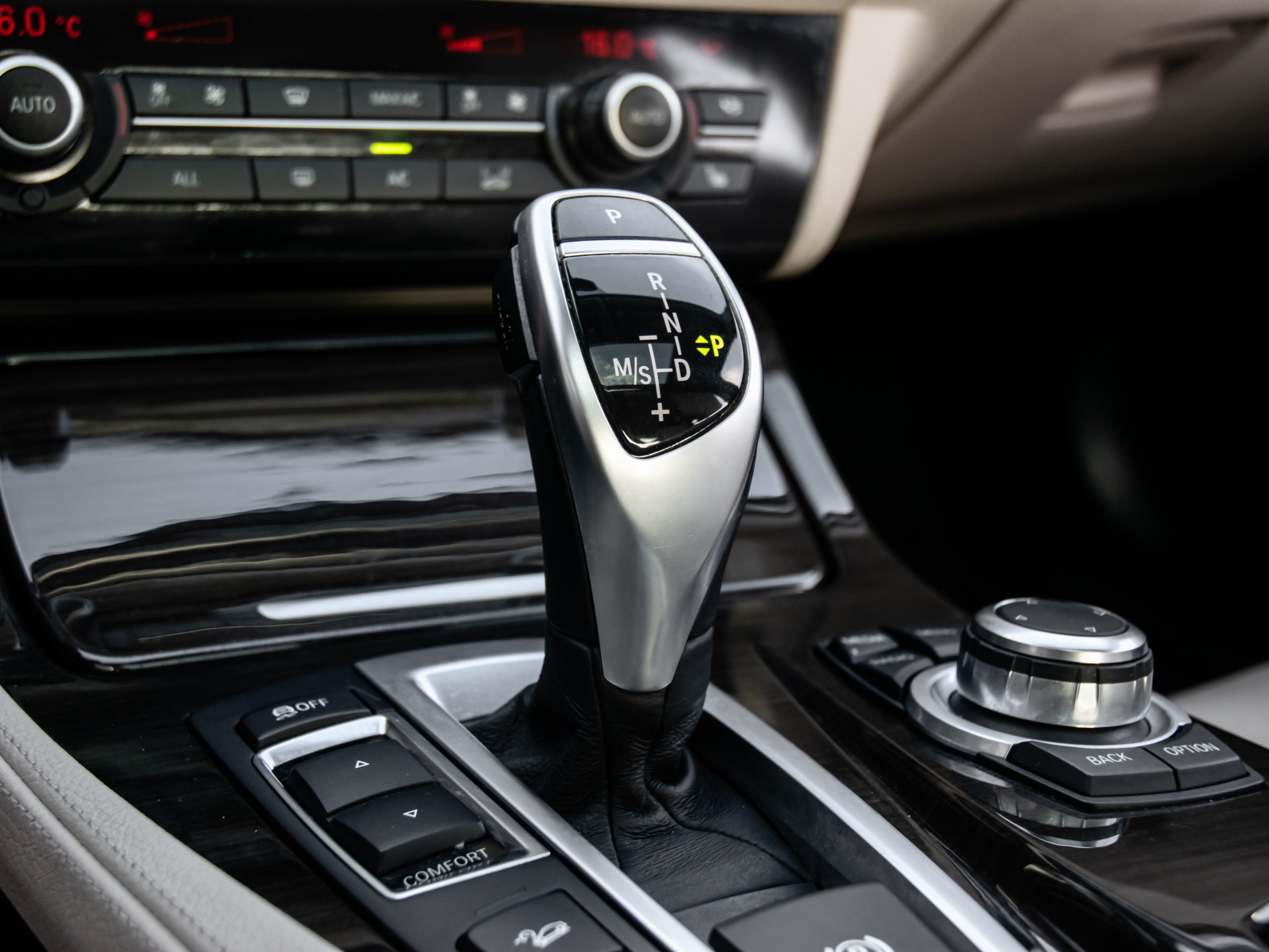/firstgearmotorcar/2013-BMW-5-Series-48954546151798217.jpg