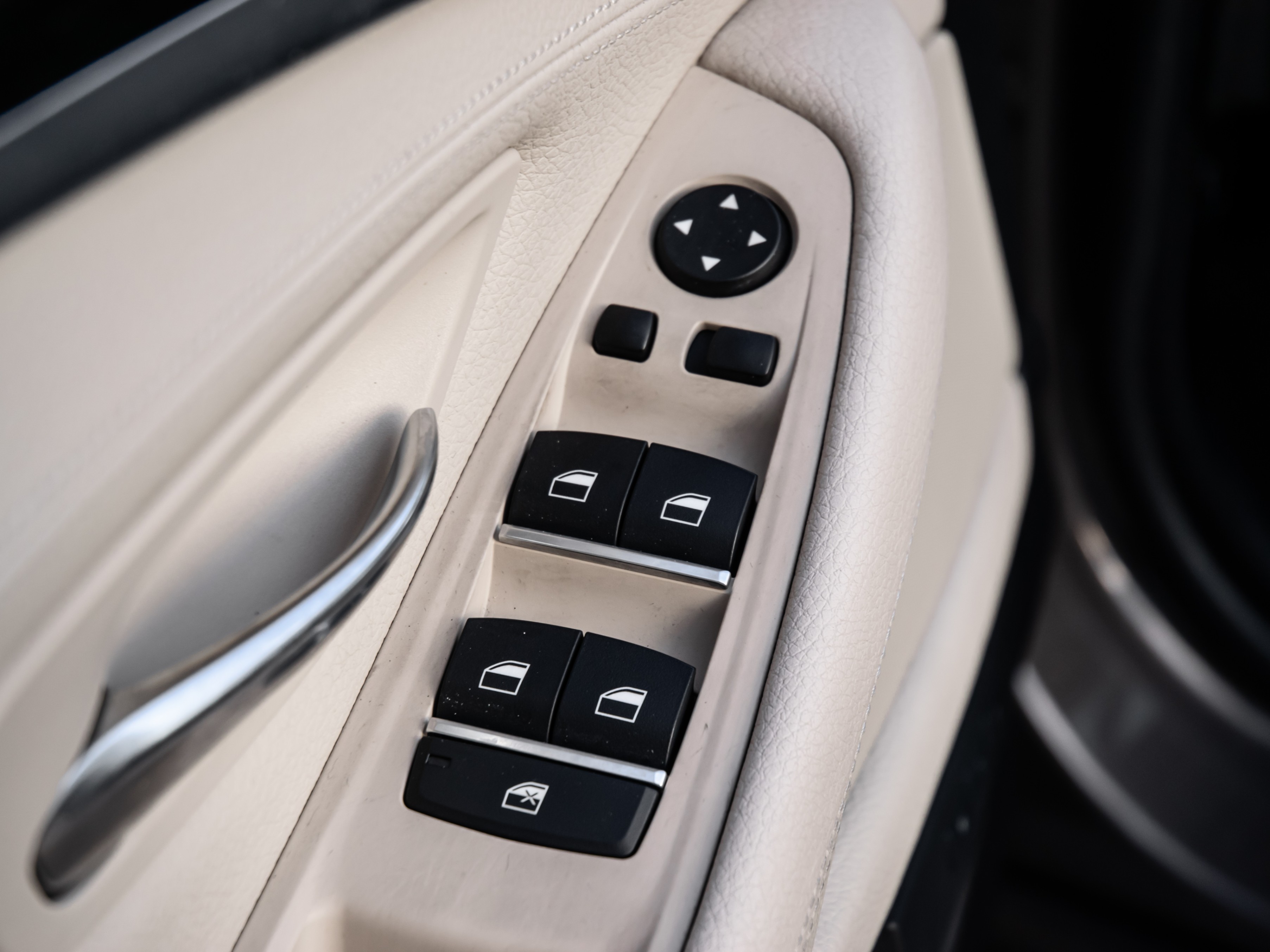 /firstgearmotorcar/2013-BMW-5-Series-6882863461740865.jpg