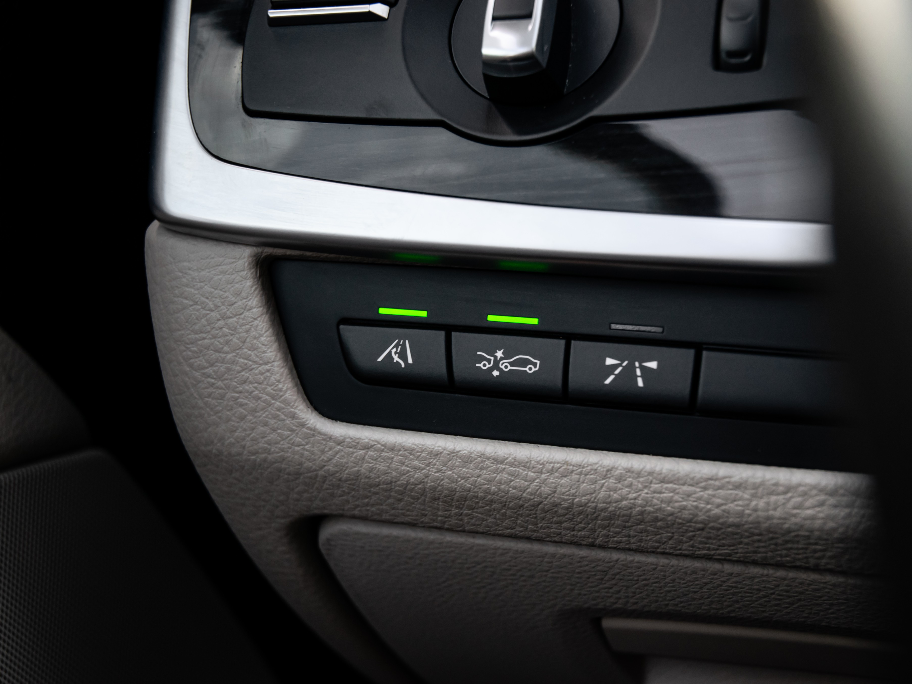 /firstgearmotorcar/2013-BMW-5-Series-9759451771692749.jpg
