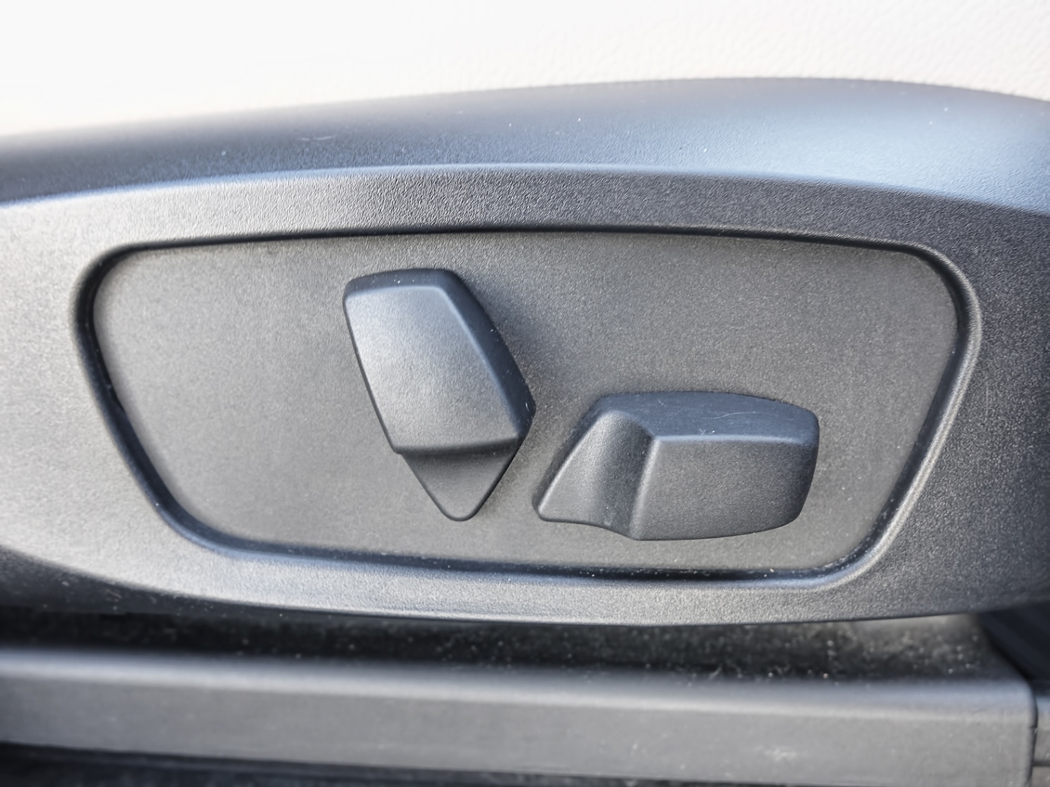 /firstgearmotorcar/2013-BMW-X3-61497336049401.jpg