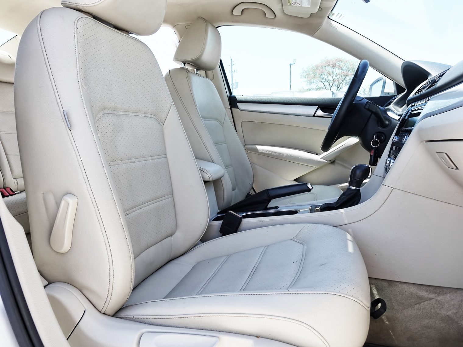/firstgearmotorcar/2013-Volkswagen-Passat-6901347076132947.jpg