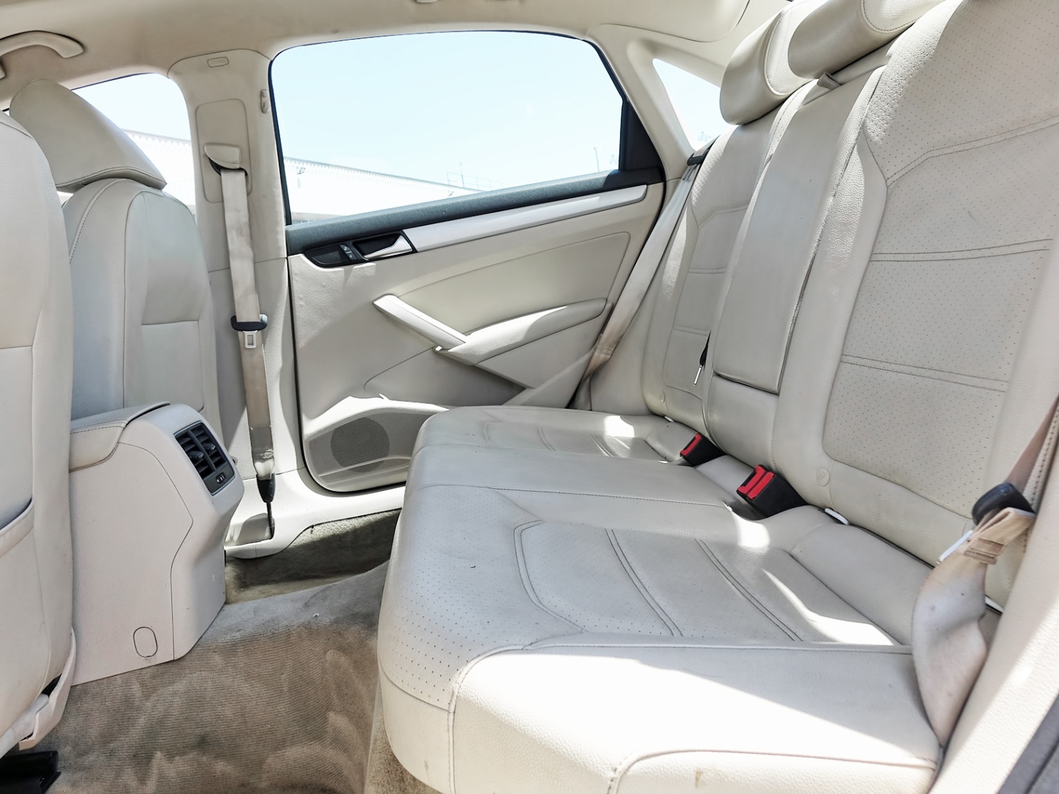 /firstgearmotorcar/2013-Volkswagen-Passat-8047497767985088.jpg