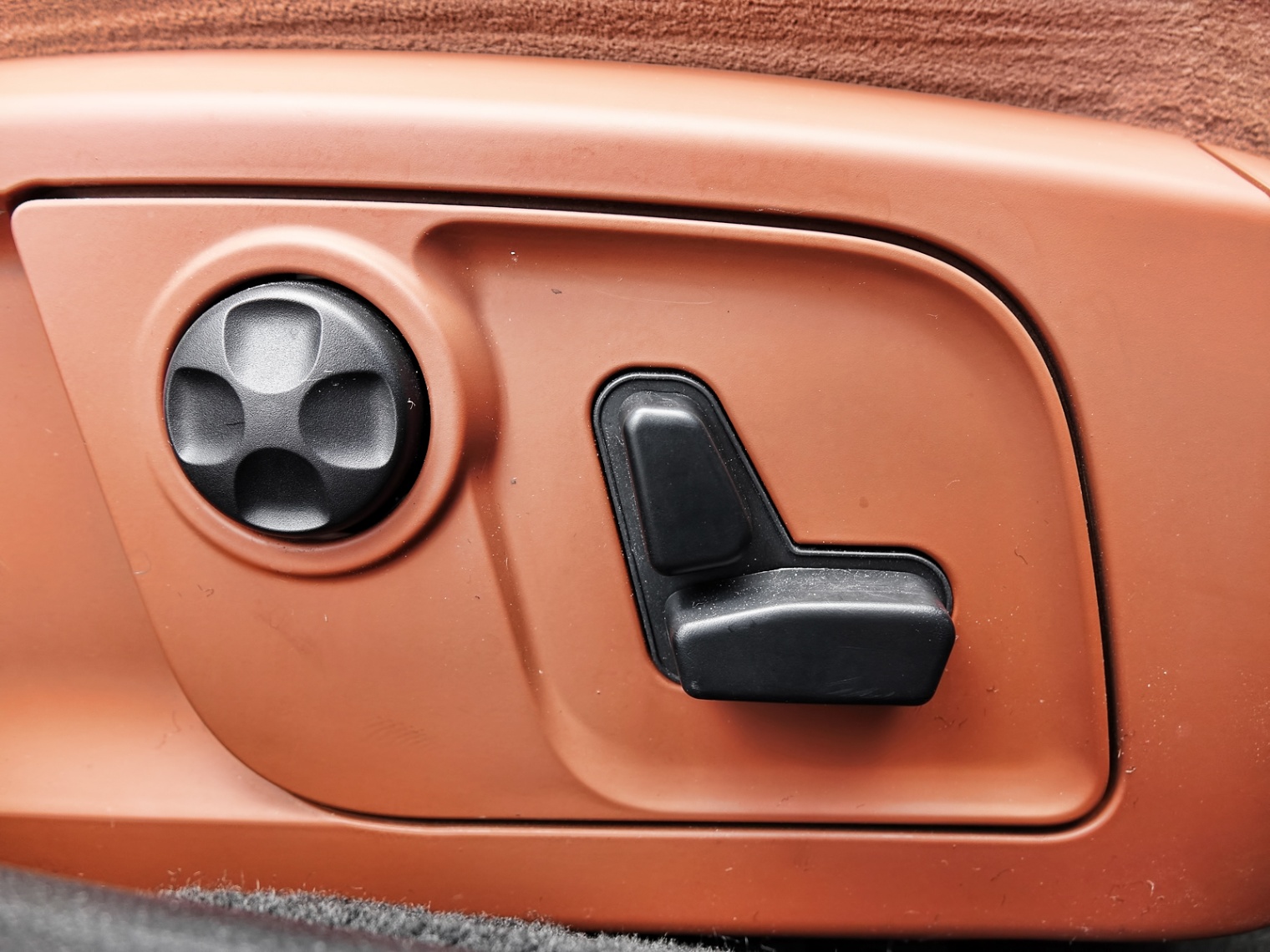 /firstgearmotorcar/2014-Maserati-Ghibli-04636501591813036.jpg