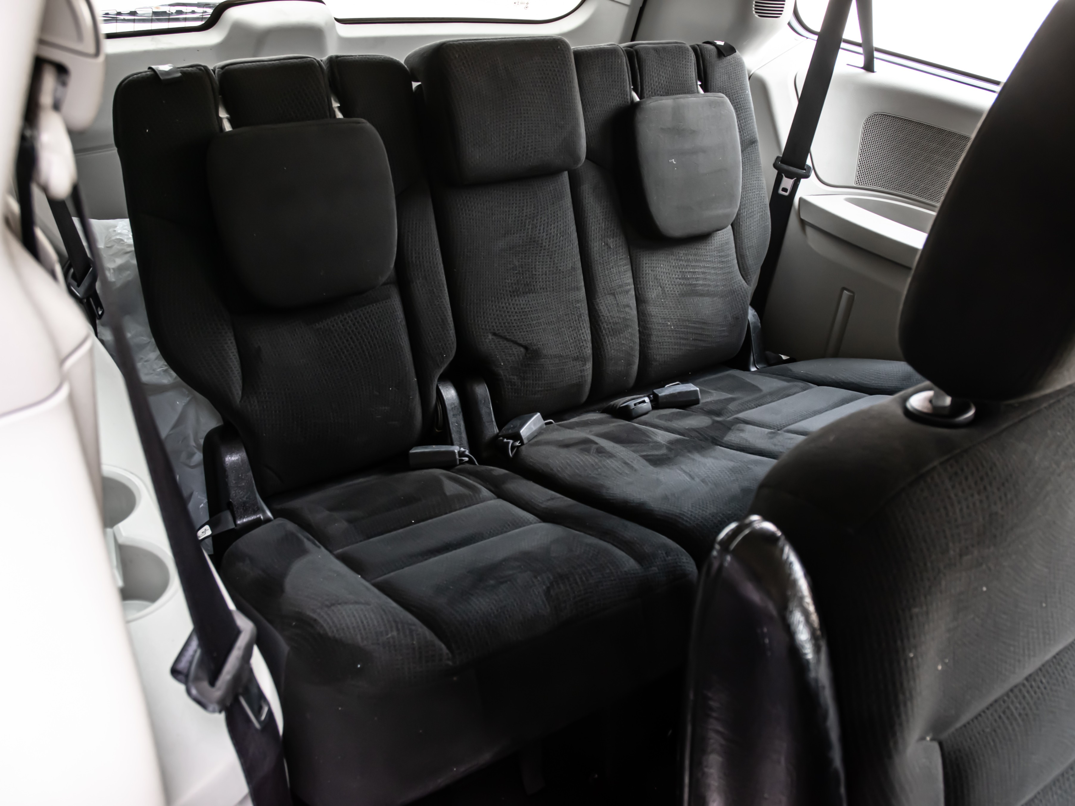 /firstgearmotorcar/2015-Dodge-GrandCaravan-03470289715234509.jpg
