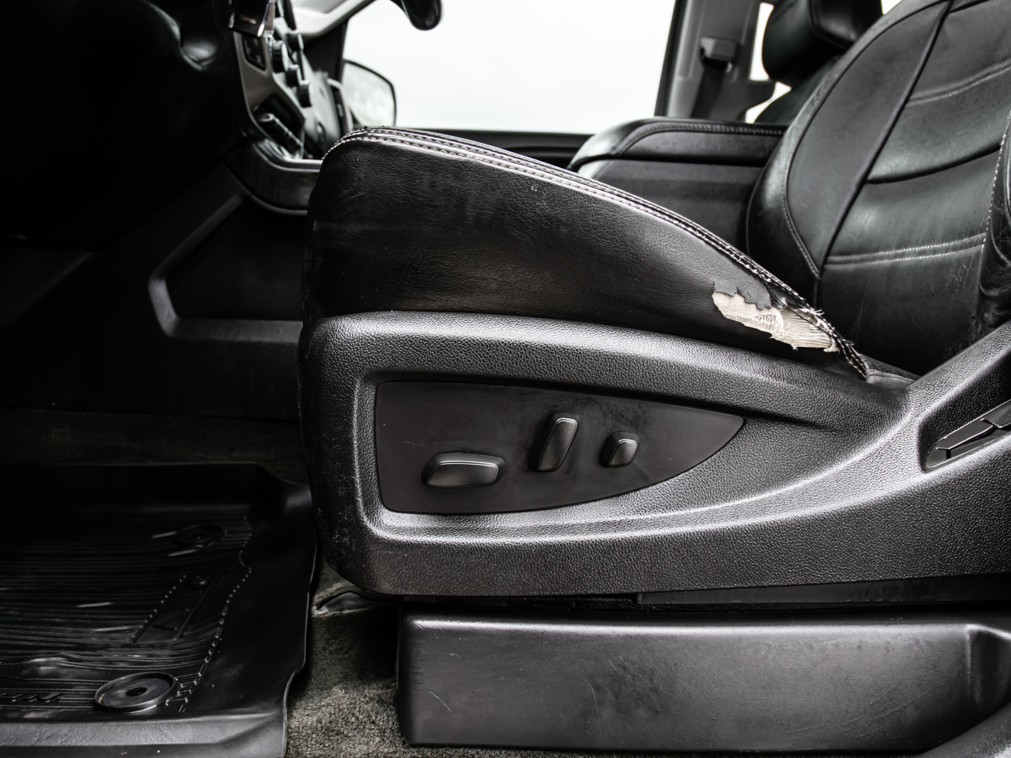 /firstgearmotorcar/2015-GMC-Sierra1500-16654771971223825.jpg