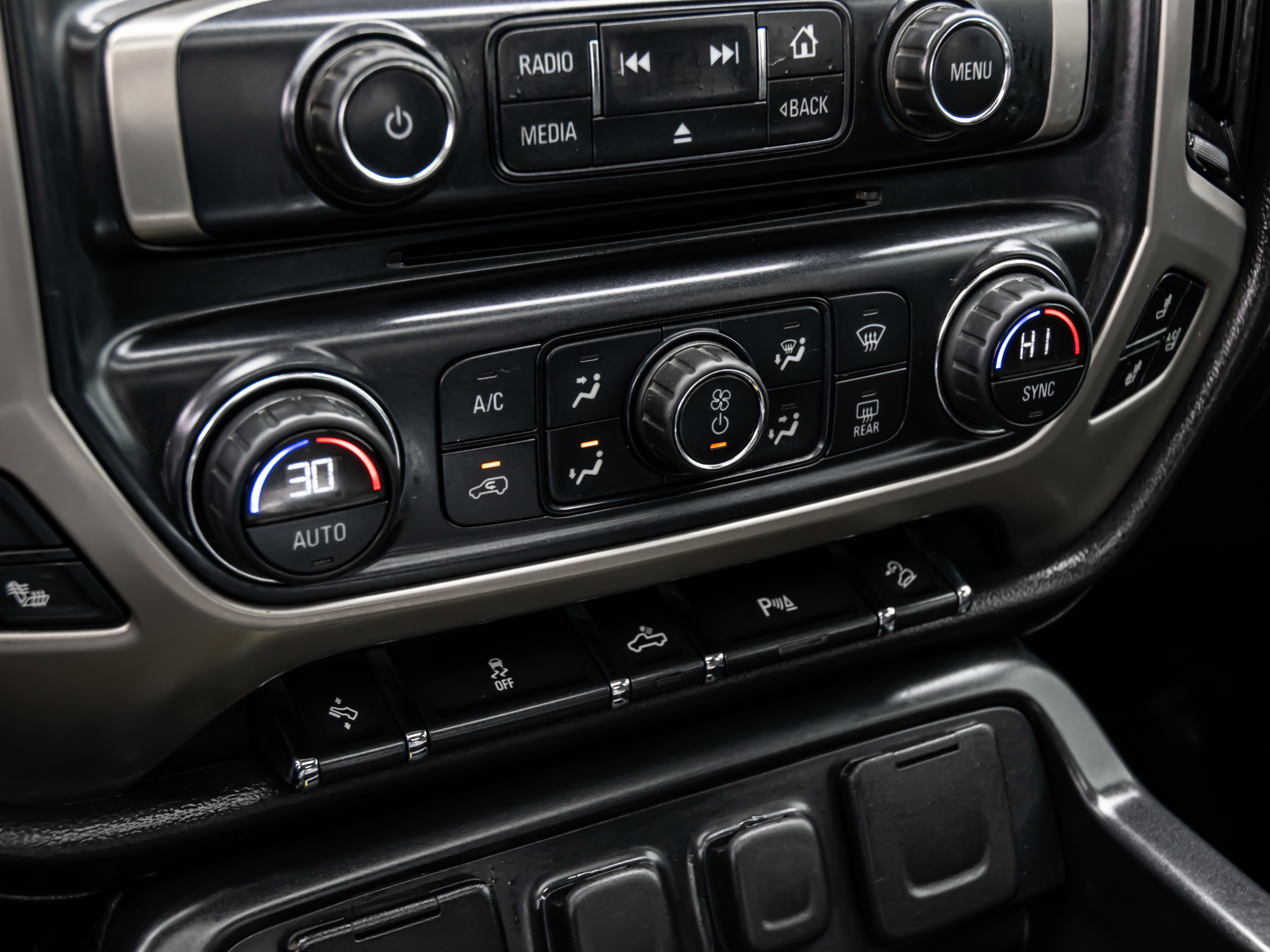 /firstgearmotorcar/2015-GMC-Sierra1500-4265402018342368.jpg
