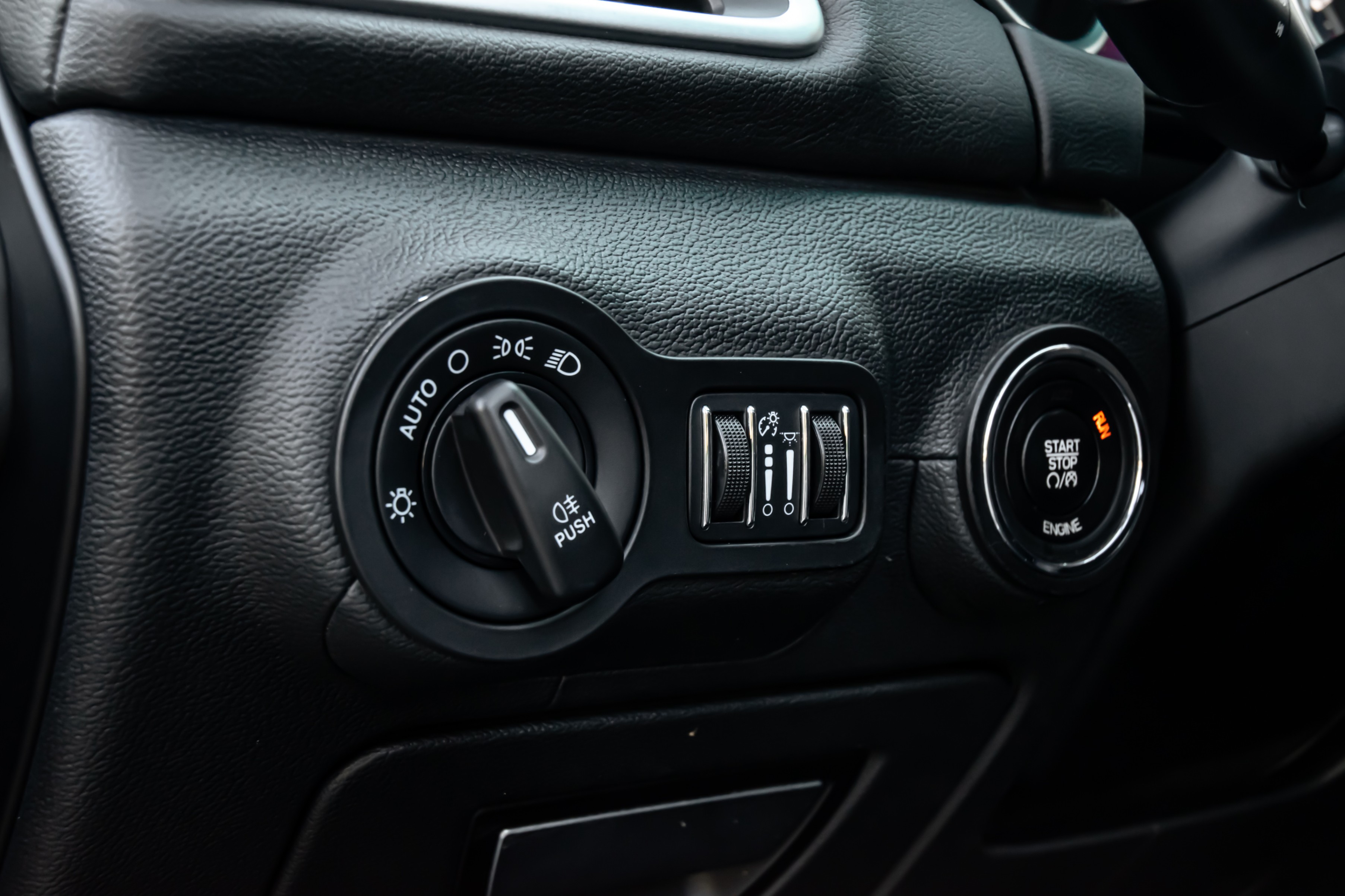 /firstgearmotorcar/2015-Maserati-Ghibli-5527866170284146.jpg