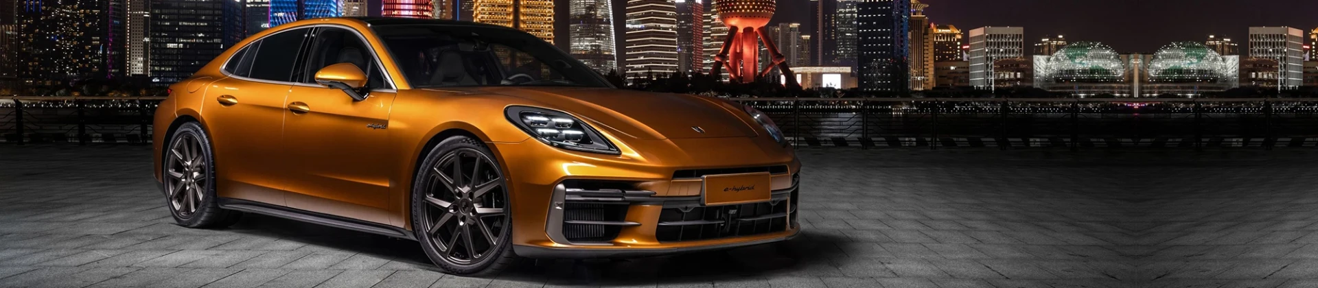 https://hillzcdn.ca/firstgearmotorcar/6400524450518525-financing_department.webp