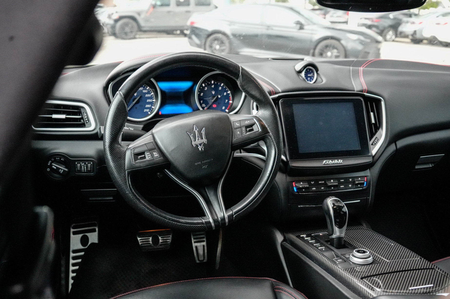 /firstmotors/2017-Maserati-Ghibli-22696467618628136.jpg