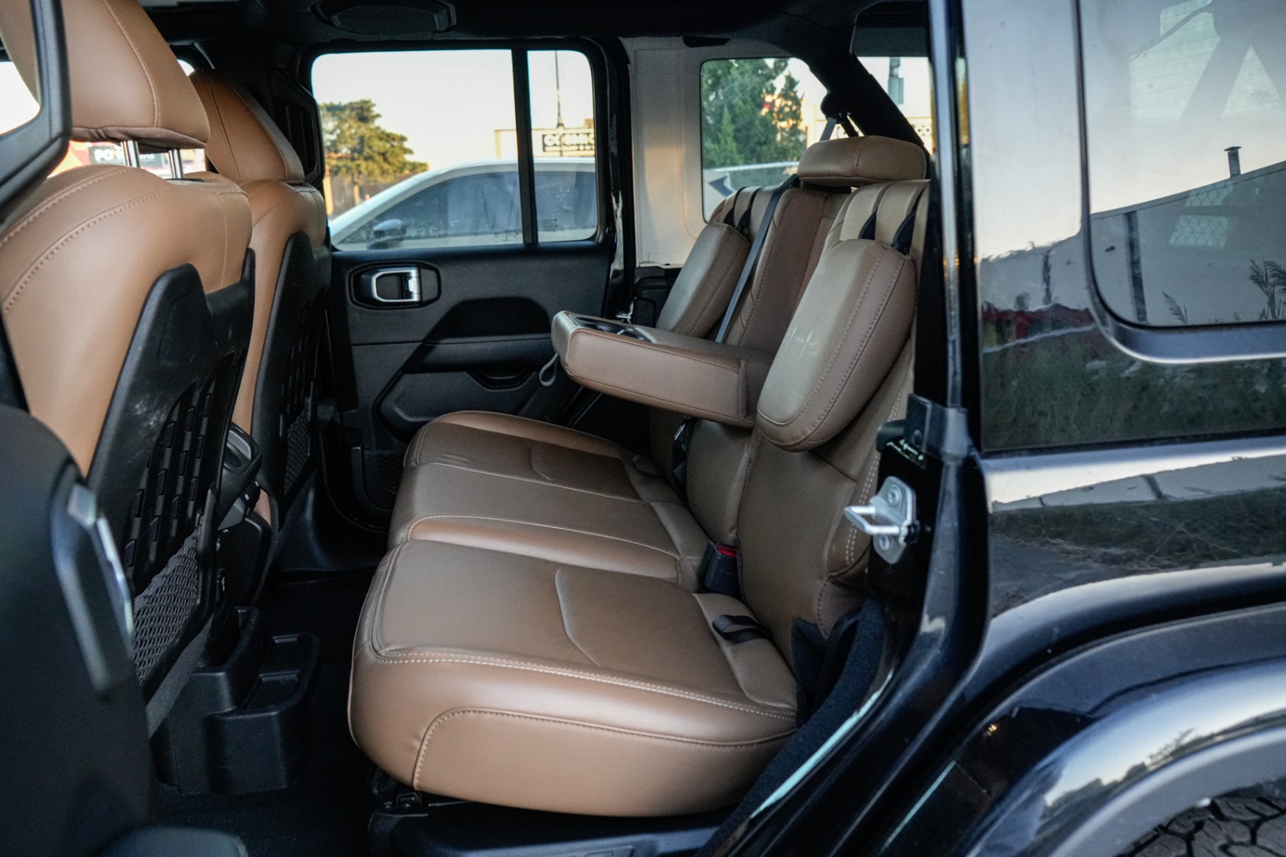 /firstmotors/2022-Jeep-Wrangler4xe-336934193592066.jpg