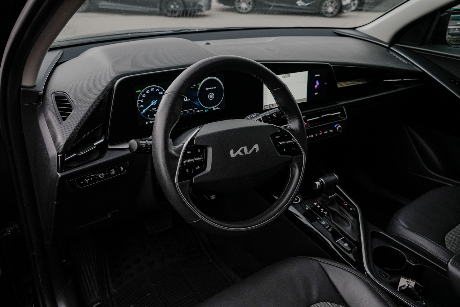 /firstmotors/2023-Kia-Niro-16901700478117743.jpg
