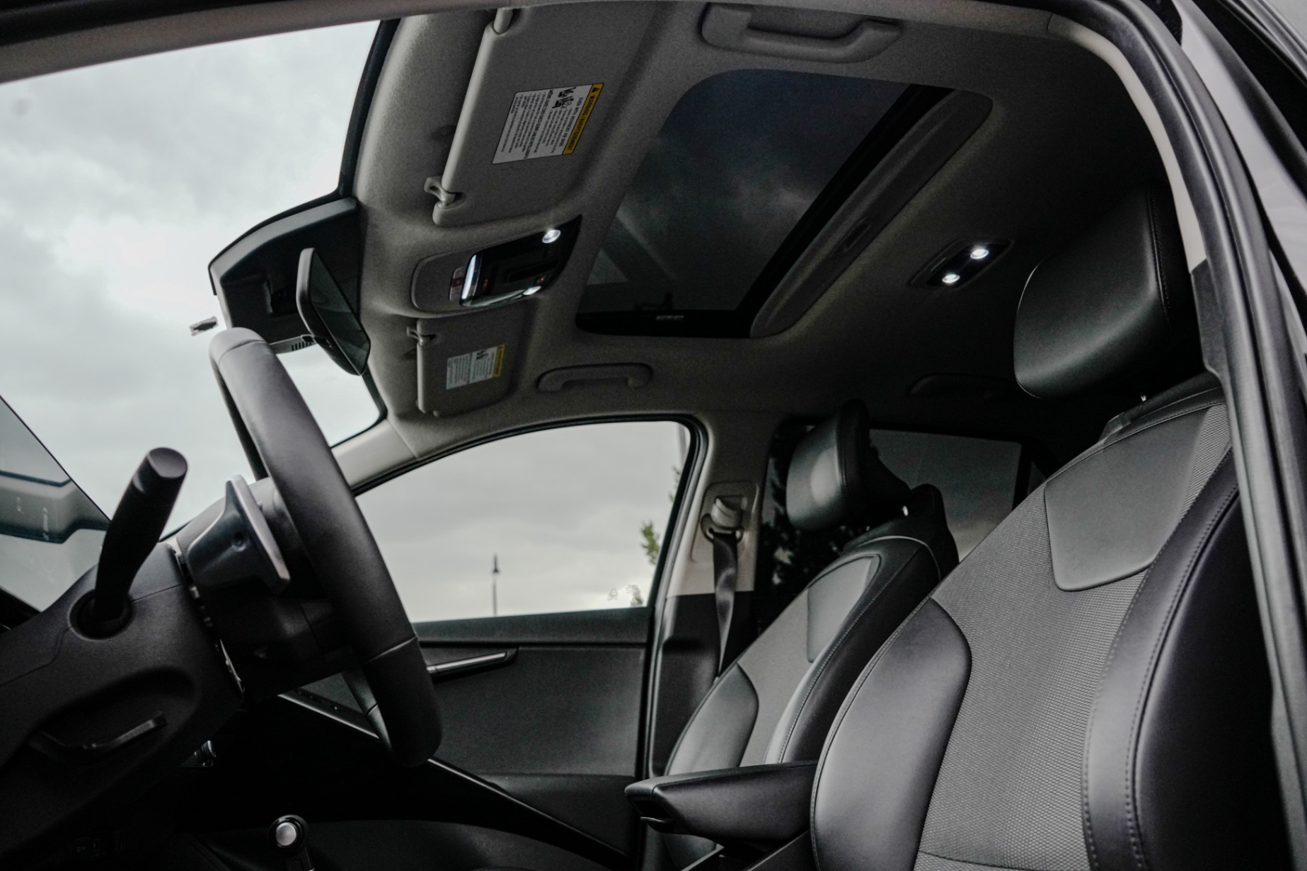/firstmotors/2023-Kia-Niro-763173426383865.jpg