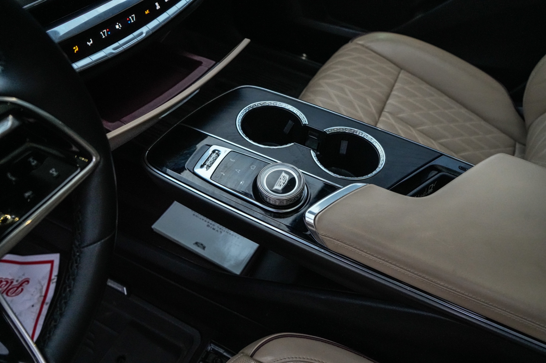 /firstmotors/2024-Cadillac-Lyriq-02726195229133932.jpg