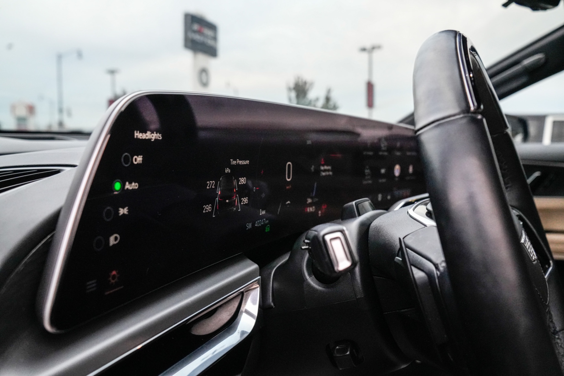 /firstmotors/2024-Cadillac-Lyriq-33643728945194606.jpg