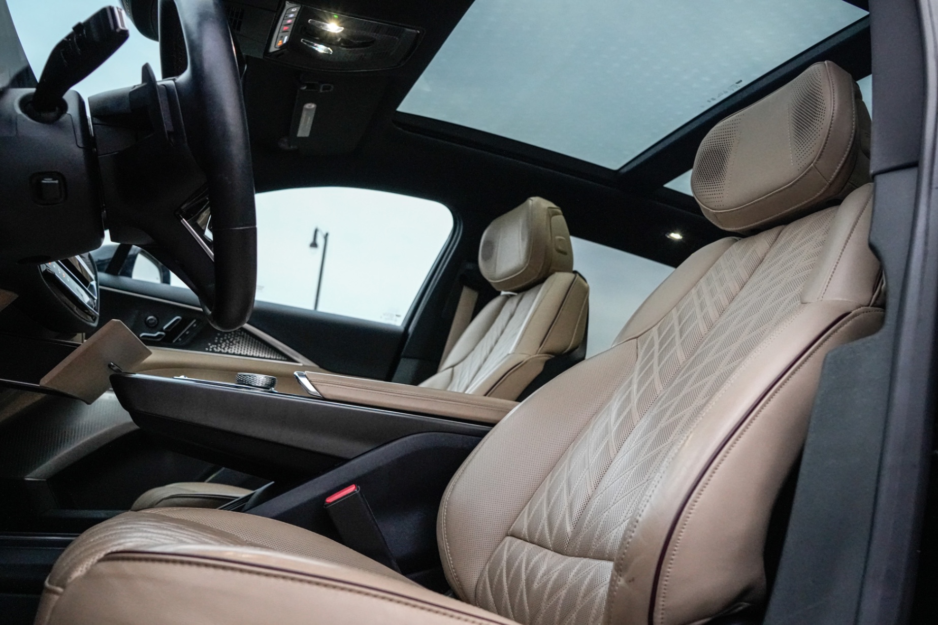 /firstmotors/2024-Cadillac-Lyriq-604648005291484.jpg