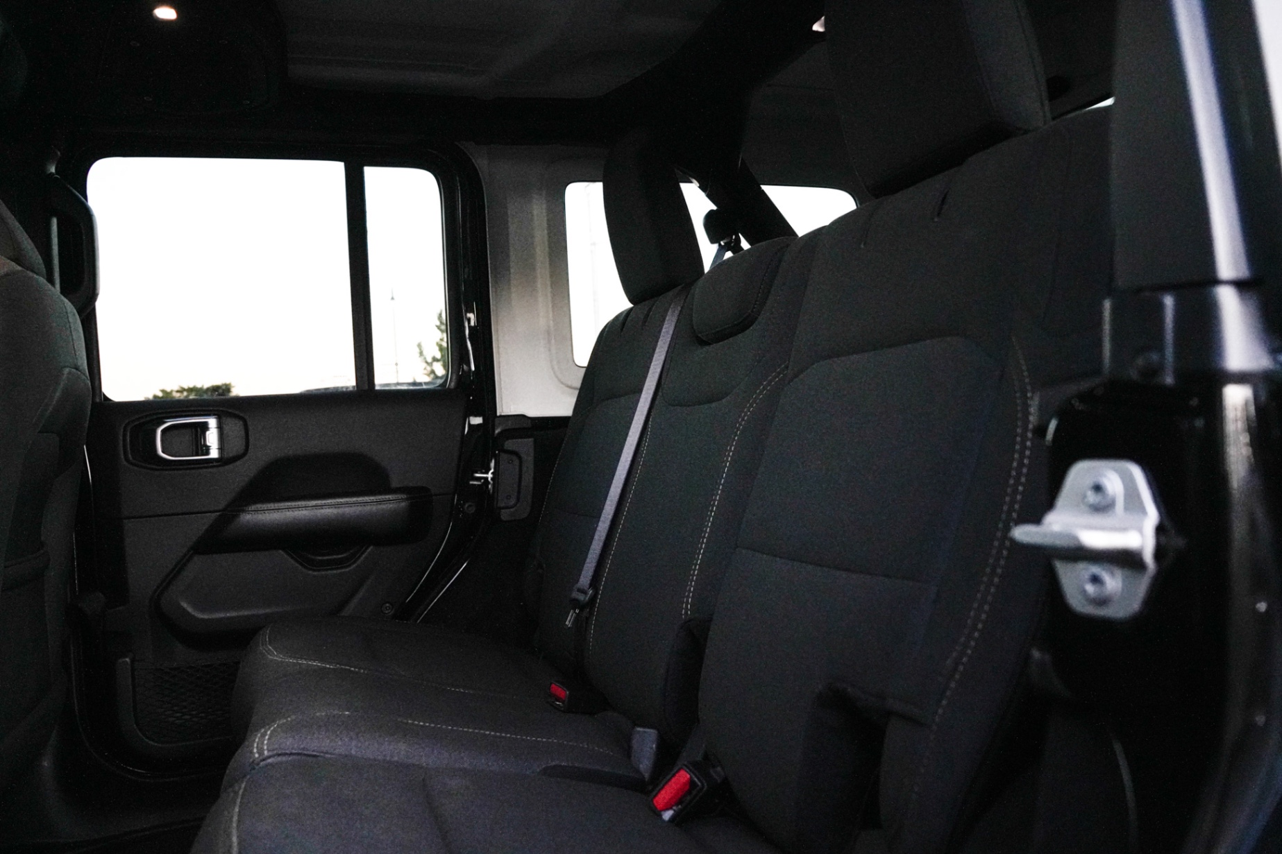 /firstmotors/2024-Jeep-Wrangler-1879633376321952.jpg
