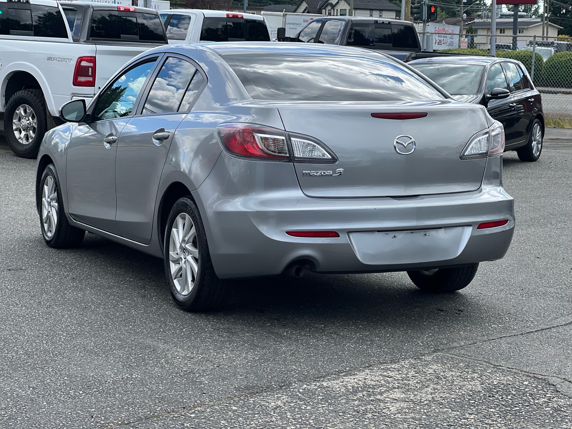 /grewalmotorsltd/2013-Mazda-Mazda3-3551454956503972.jpg