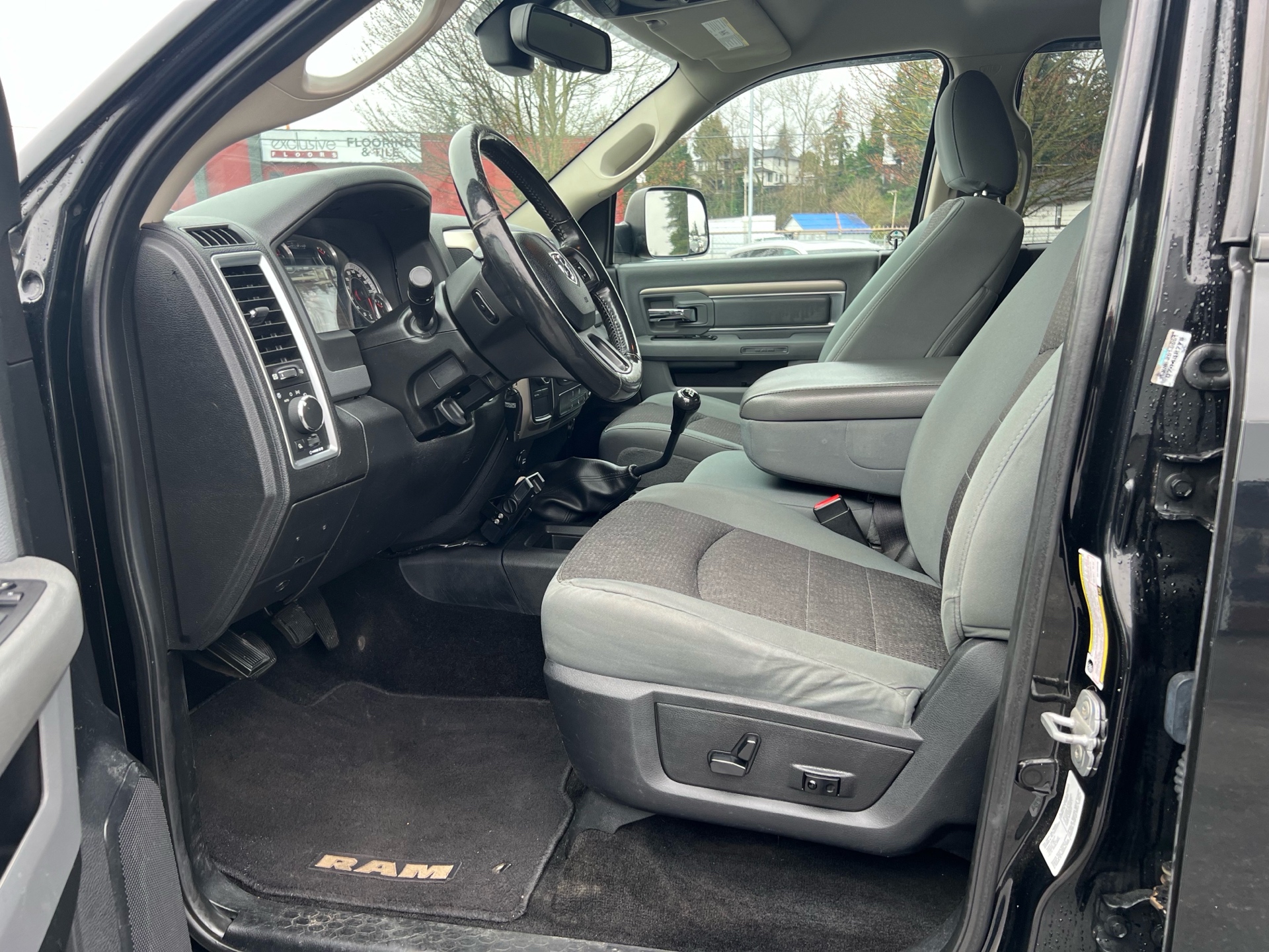 /grewalmotorsltd/2014-Ram-3500-10252687328602383.jpg
