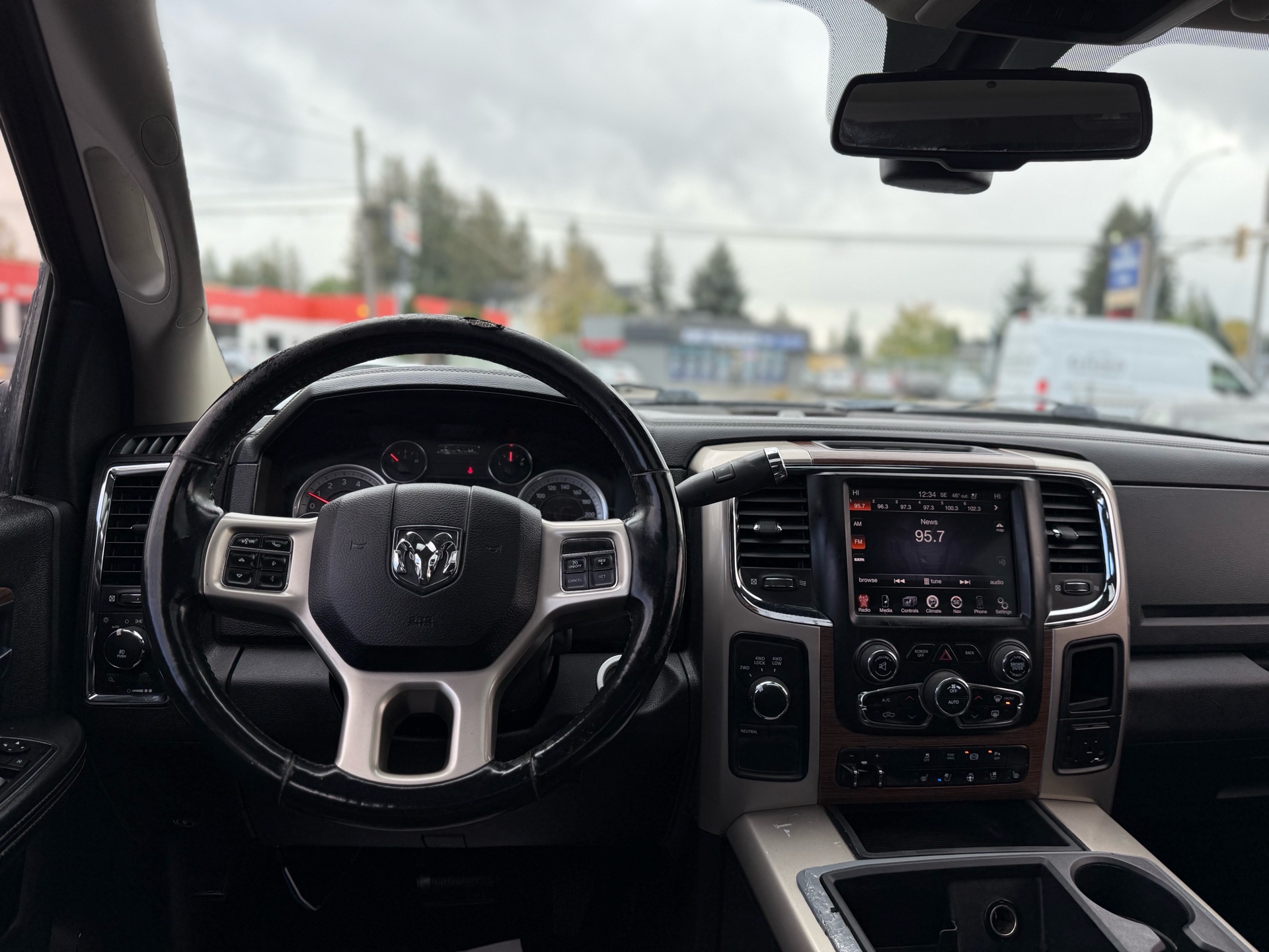/grewalmotorsltd/2014-Ram-3500-6336008733990945.jpg