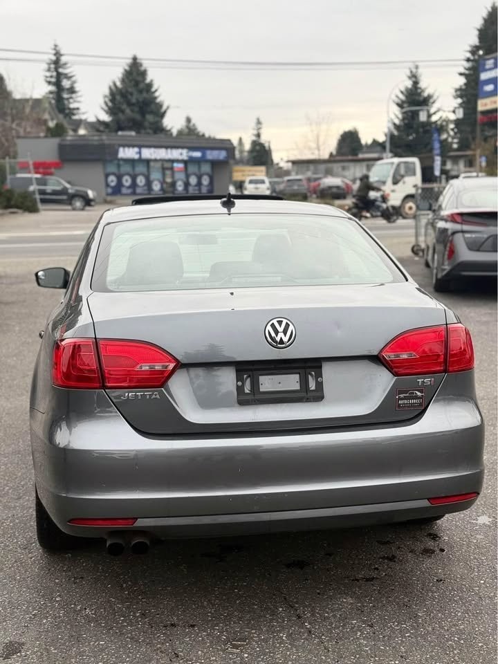 /grewalmotorsltd/2014-Volkswagen-Jetta-4924224244813771.jpg