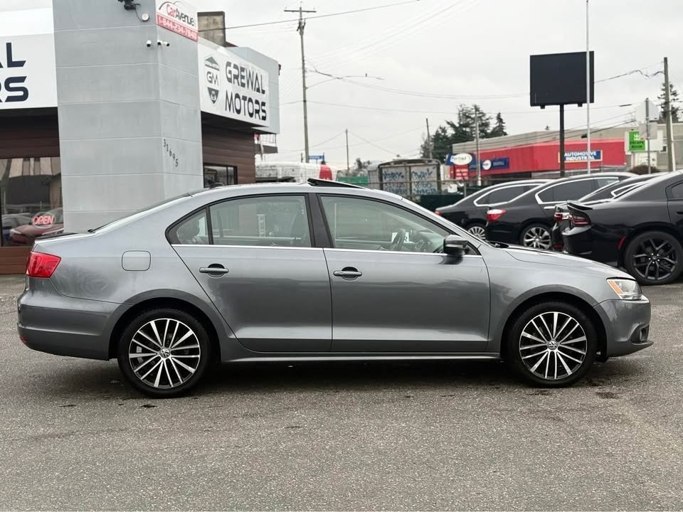 /grewalmotorsltd/2014-Volkswagen-Jetta-592154673574715.jpg