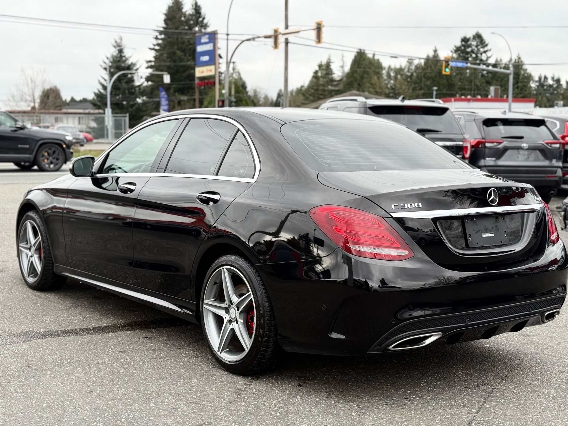/grewalmotorsltd/2015-Mercedes-Benz-C-Class-02219323105691462.jpg
