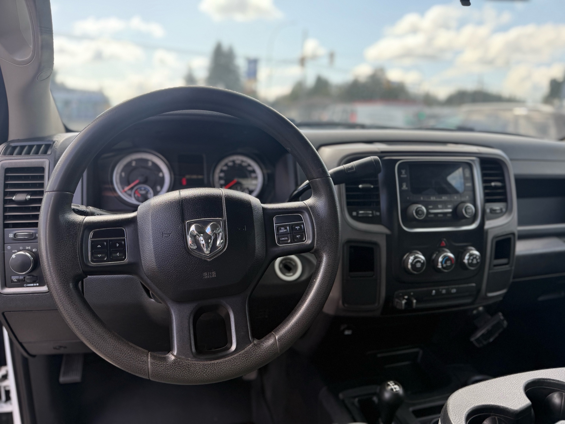 /grewalmotorsltd/2015-Ram-3500-1488433105910807.jpg
