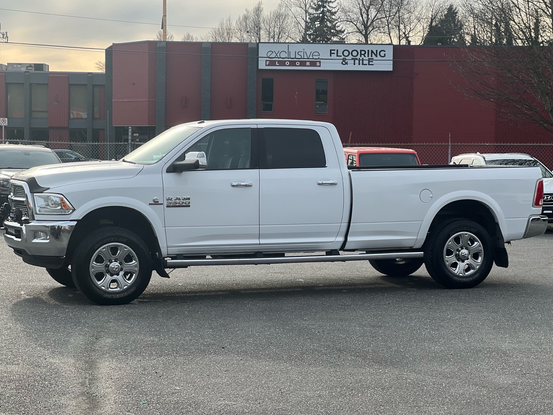 /grewalmotorsltd/2015-Ram-3500-18550068458459612.jpg