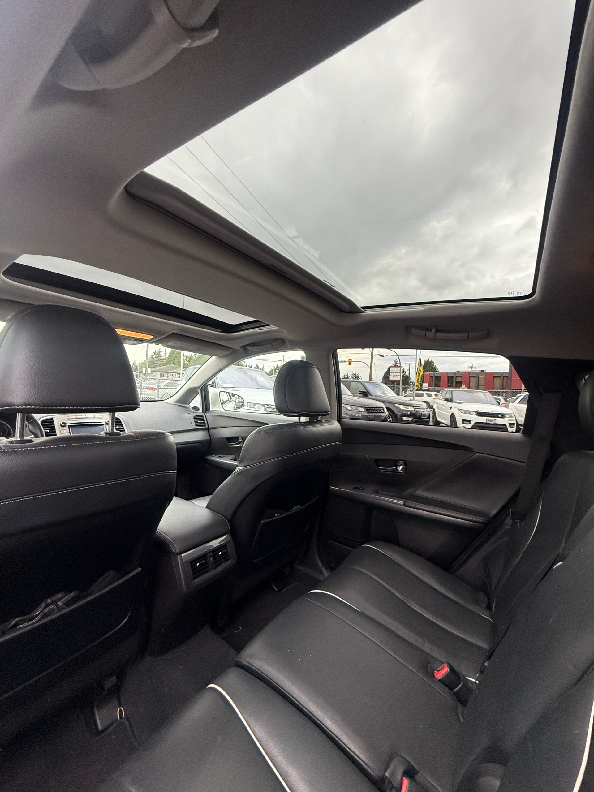 /grewalmotorsltd/2015-Toyota-Venza-6967427228714307.jpg