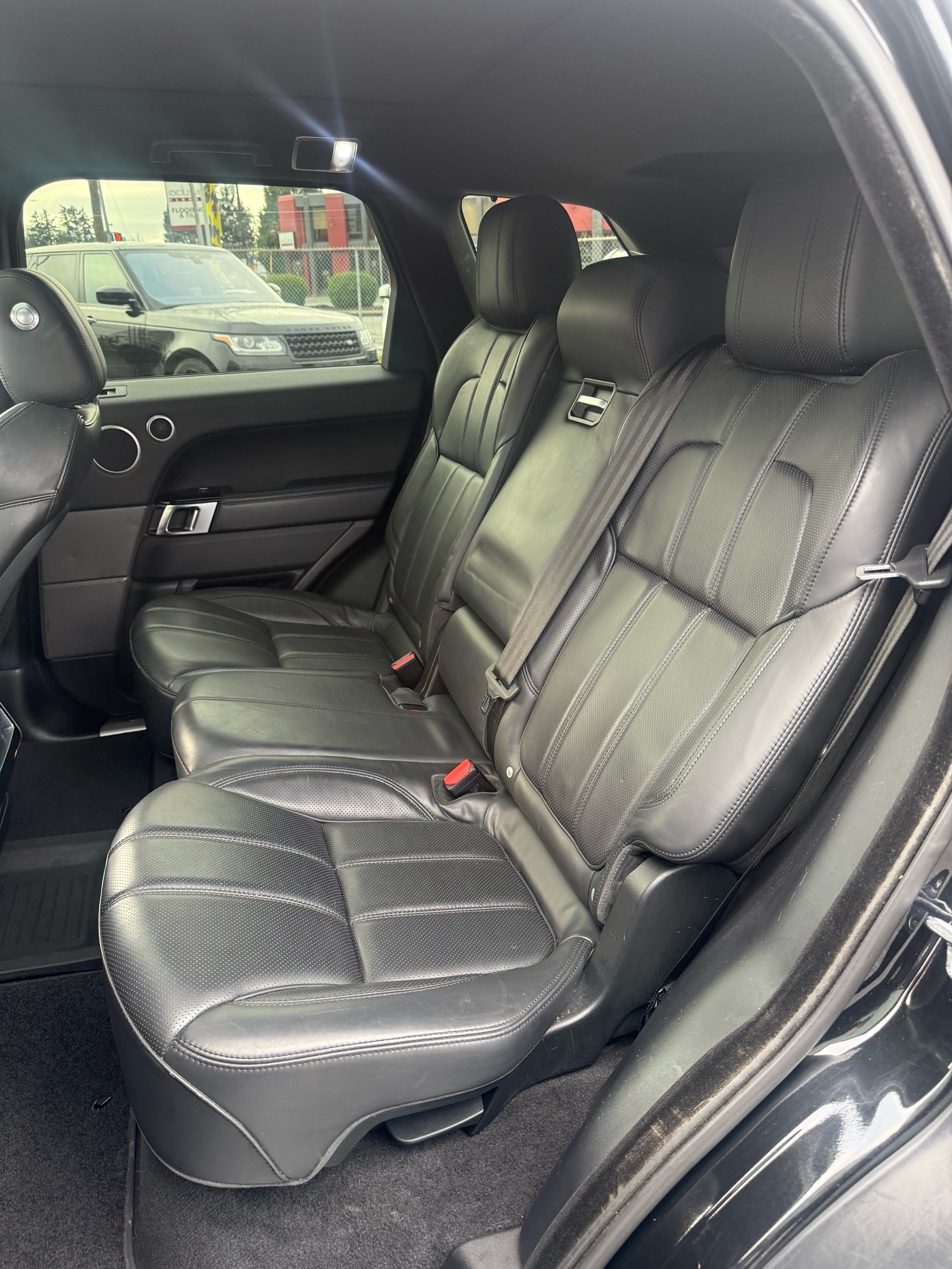 /grewalmotorsltd/2016-LandRover-RangeRover-2295000290924769.jpg