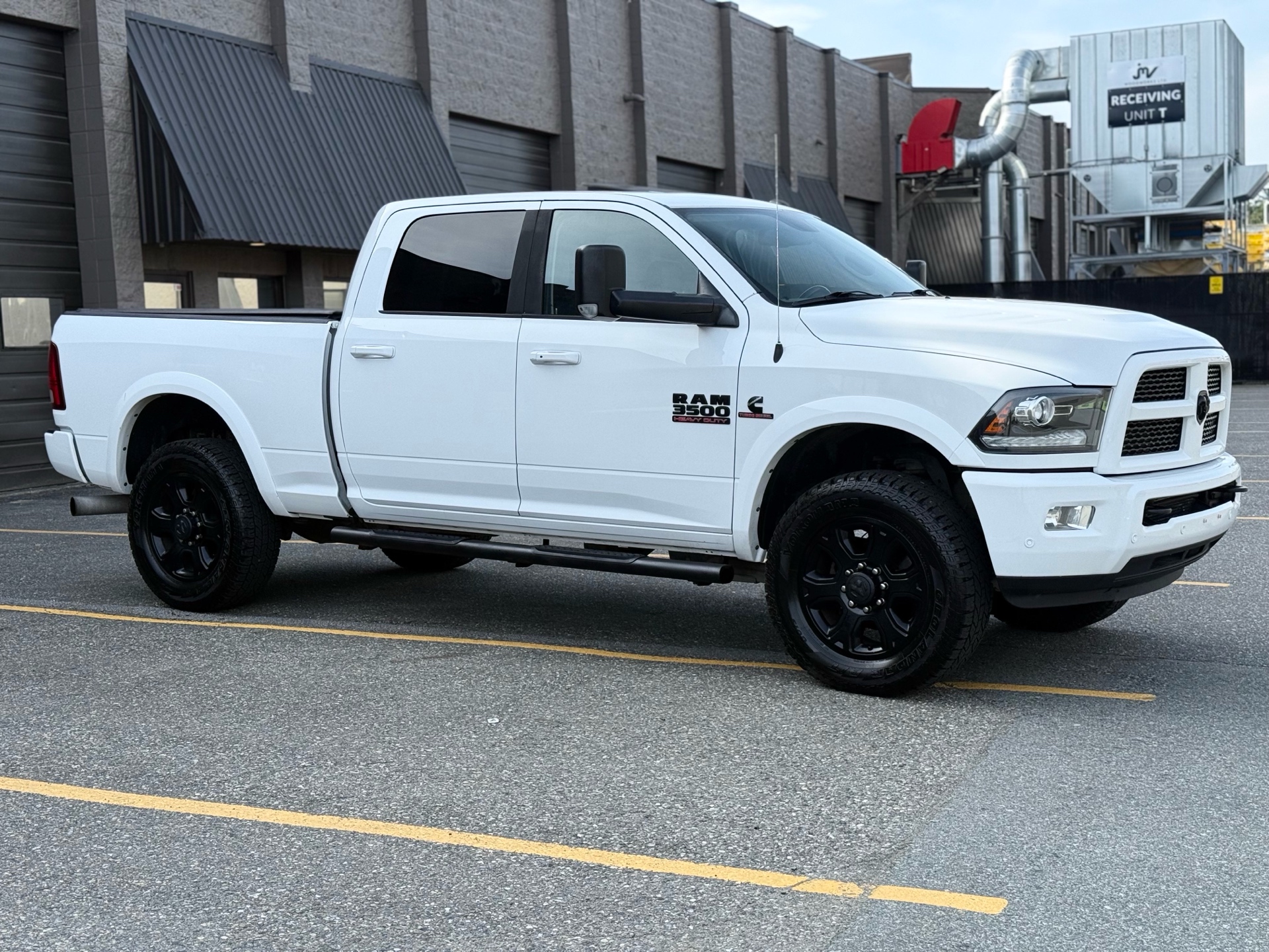 /grewalmotorsltd/2016-Ram-3500-7210421251906121.jpg