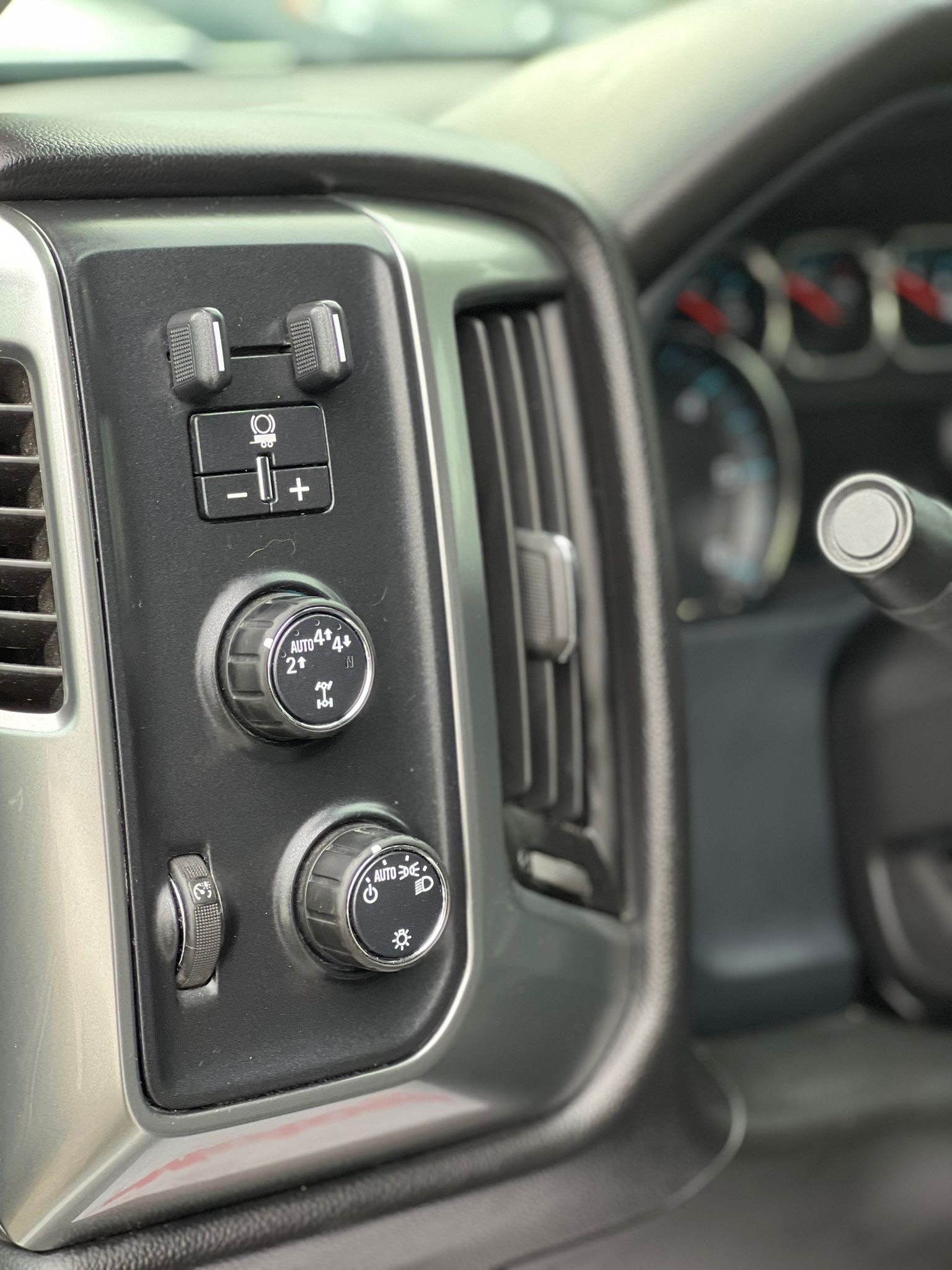 /grewalmotorsltd/2017-Chevrolet-Silverado1500-2318086992698254.jpg