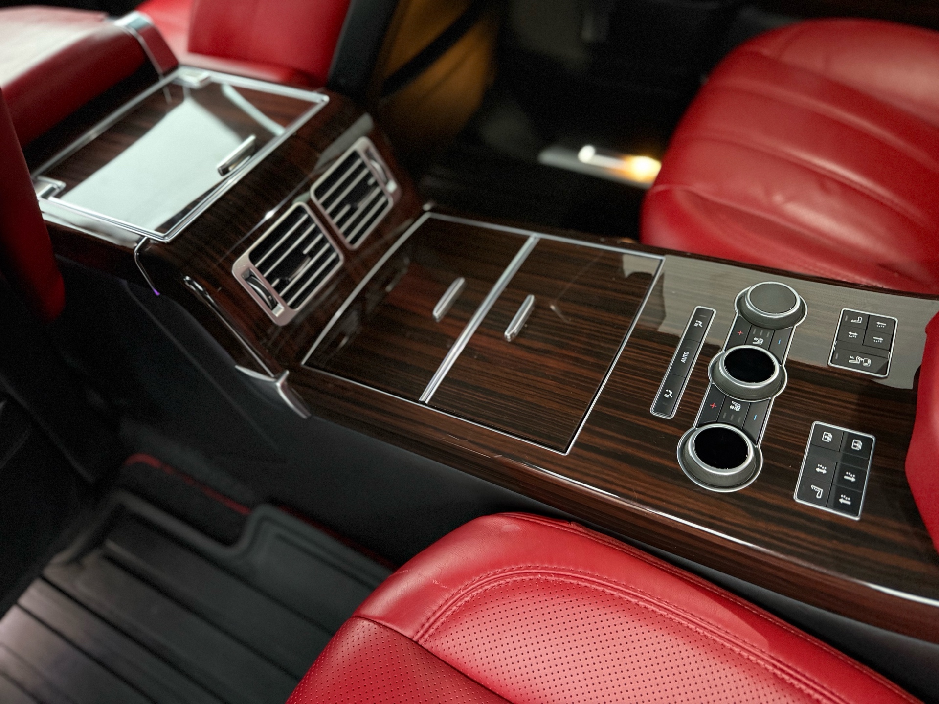 /grewalmotorsltd/2017-LandRover-RangeRover-02436563765059563.jpg