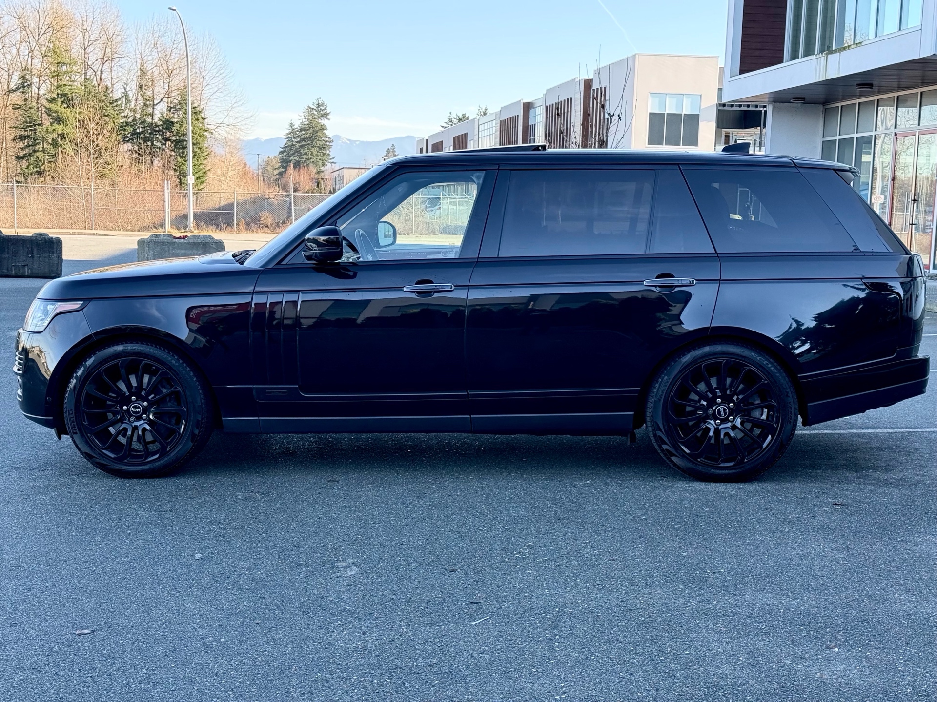 /grewalmotorsltd/2017-LandRover-RangeRover-025954563994078583.jpg