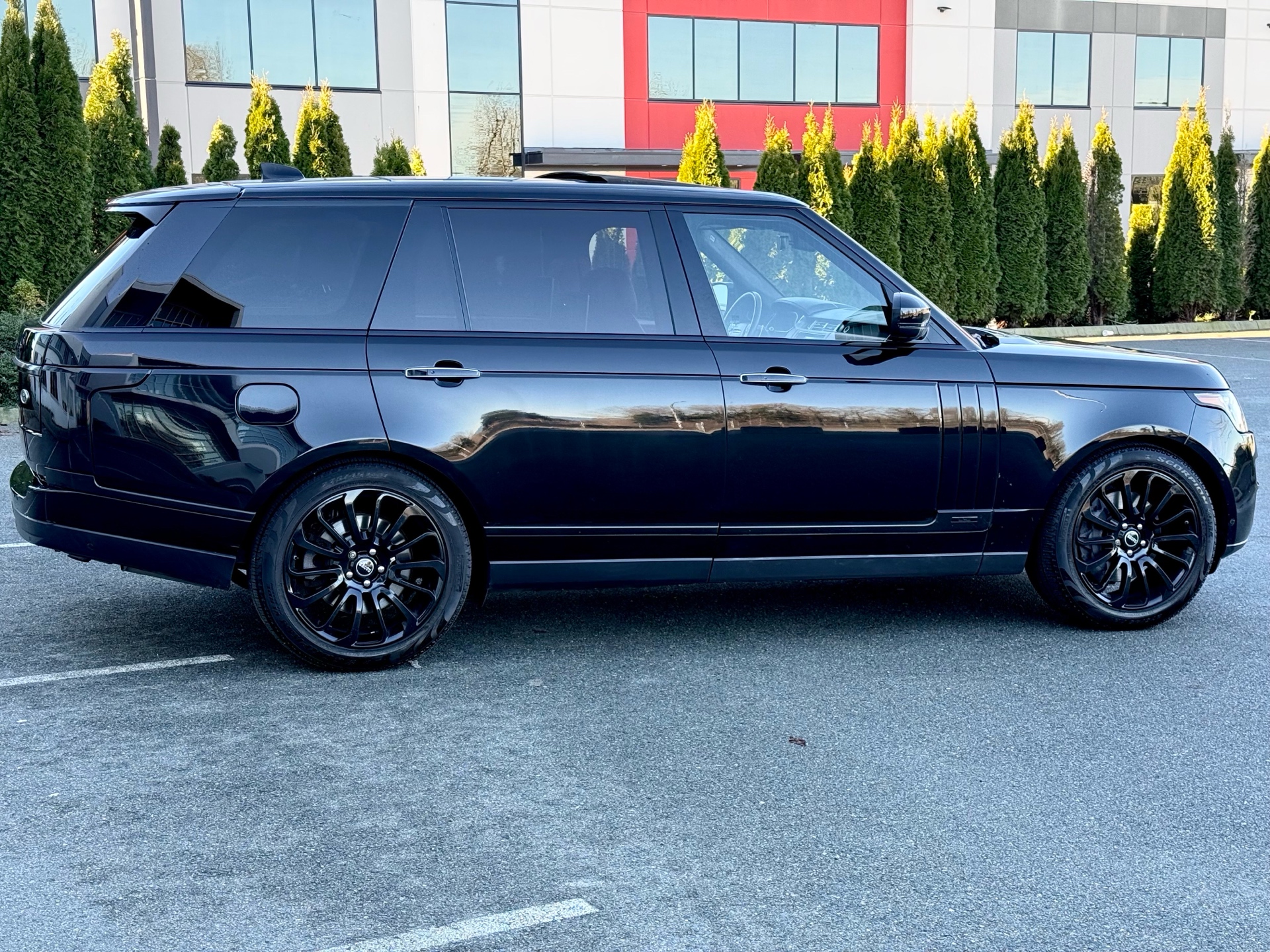 /grewalmotorsltd/2017-LandRover-RangeRover-21056303829800904.jpg