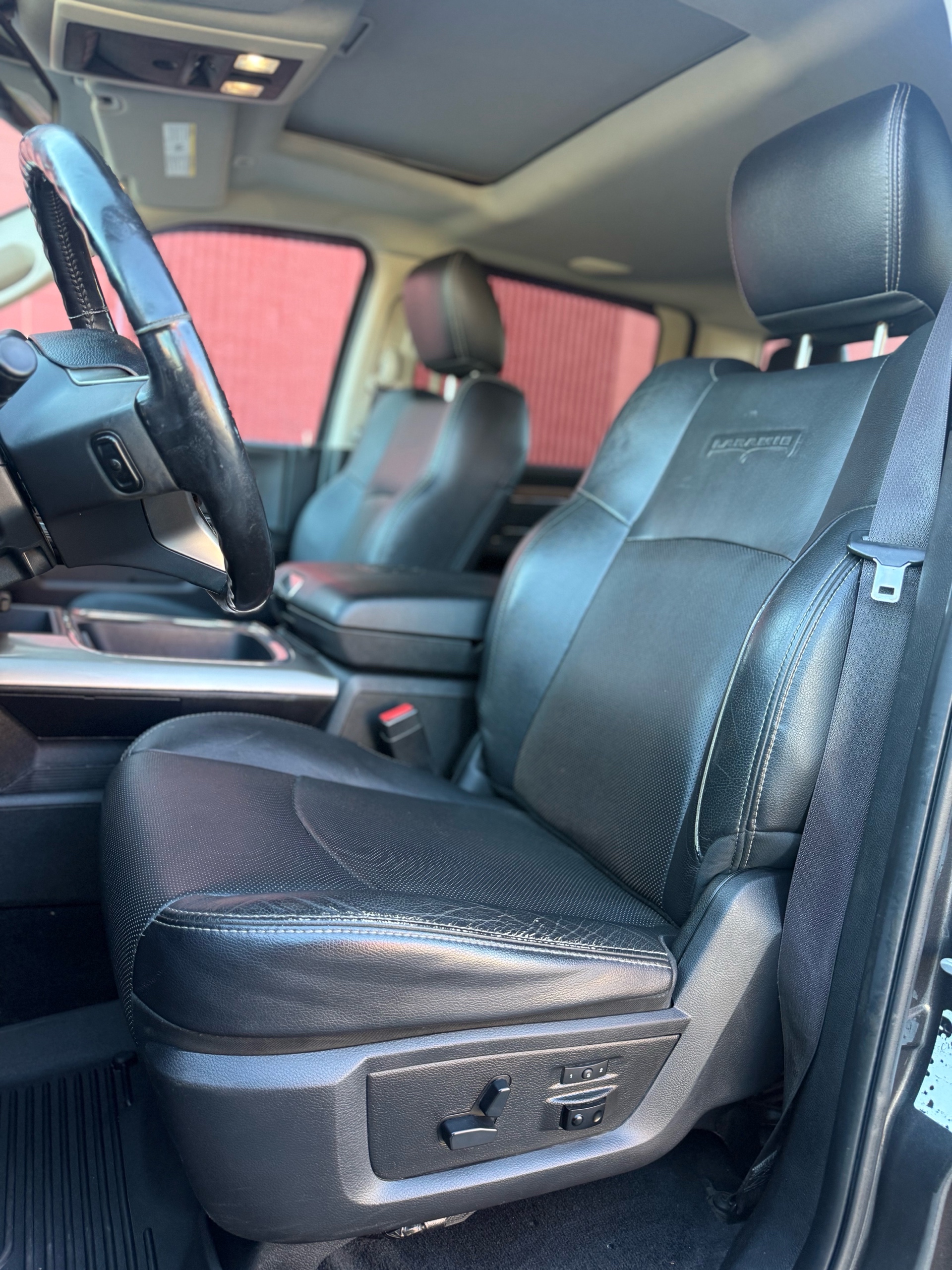 /grewalmotorsltd/2017-Ram-3500-6955073156562936.jpg