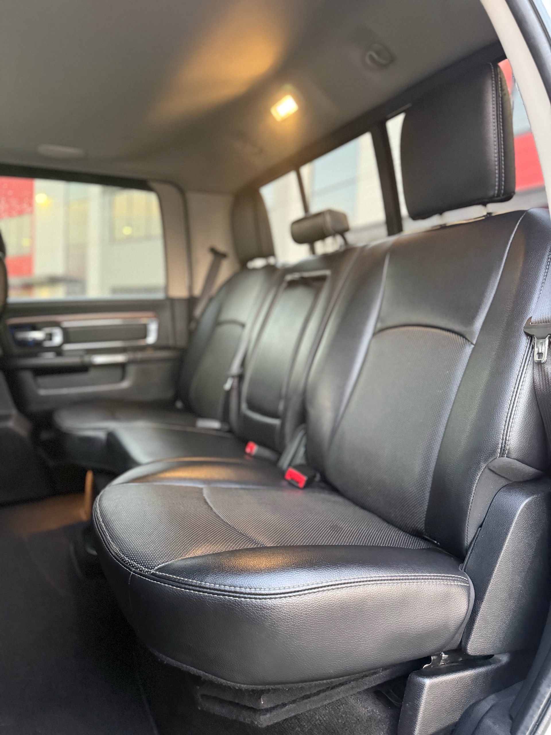 /grewalmotorsltd/2017-Ram-3500-8225060902060117.jpg