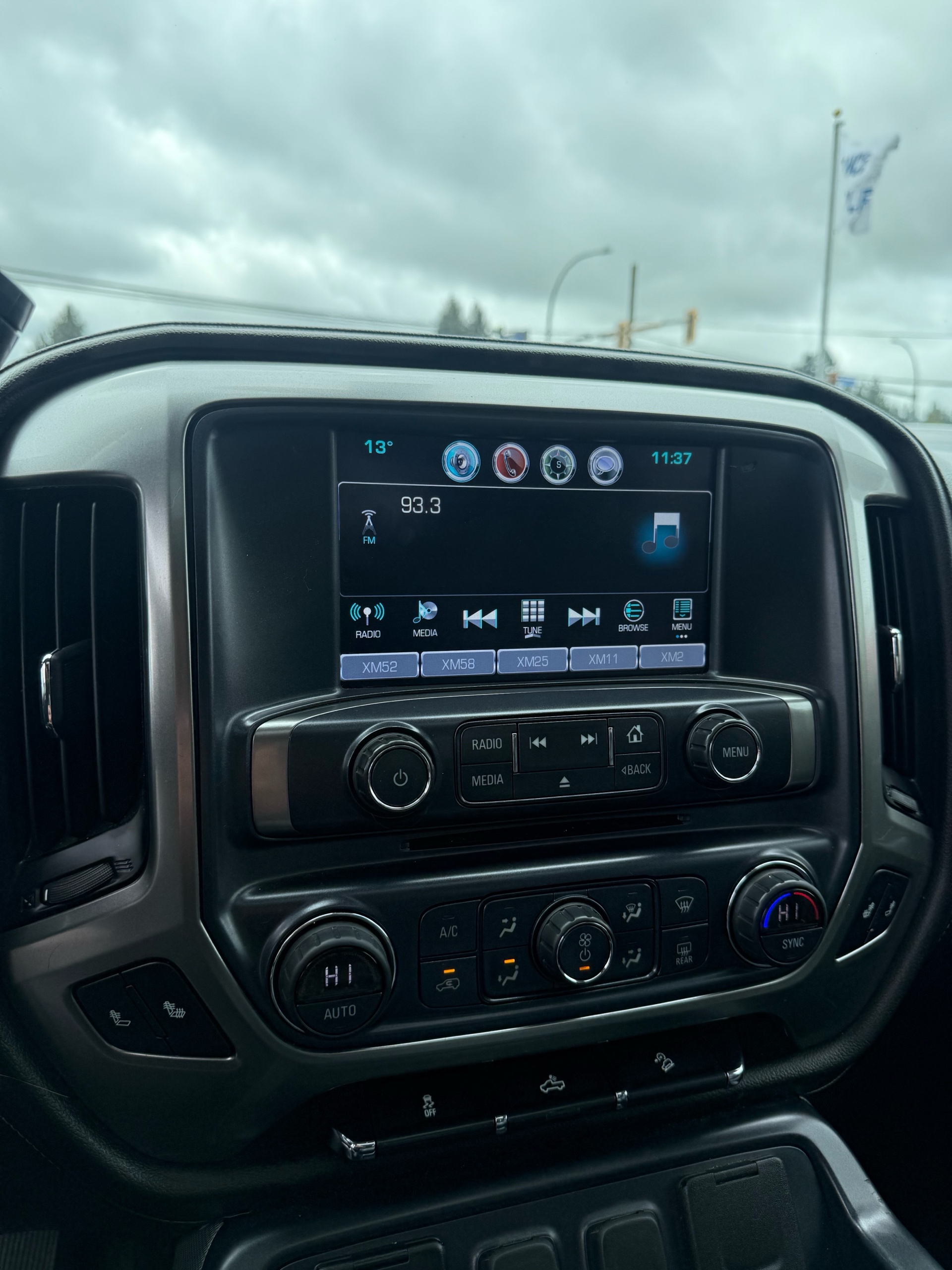 /grewalmotorsltd/2018-Chevrolet-Silverado1500-47779123477619456.jpg