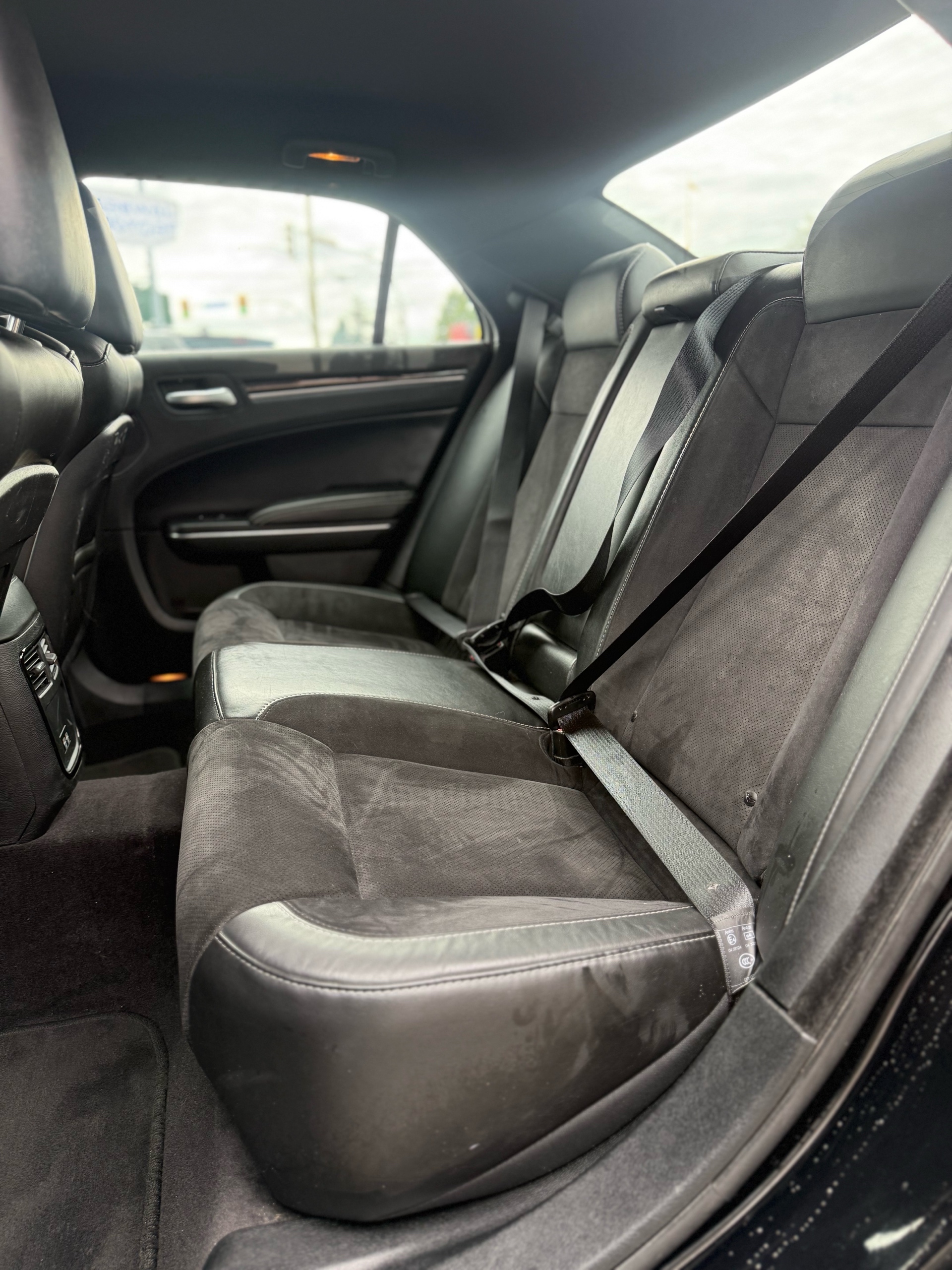 /grewalmotorsltd/2018-Chrysler-300-255757818006461.jpg