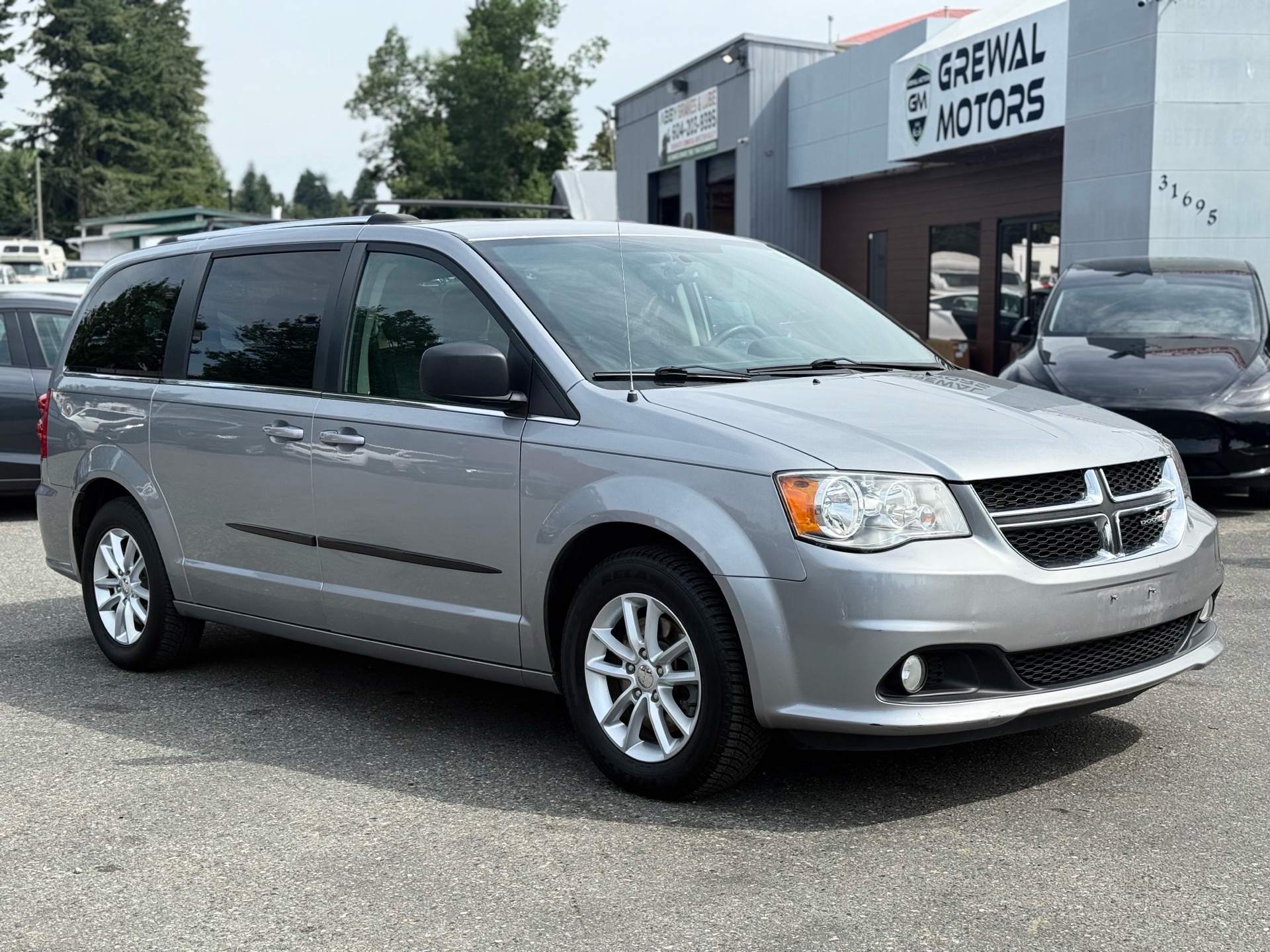 /grewalmotorsltd/2018-Dodge-GrandCaravan-8353519288512241.jpg
