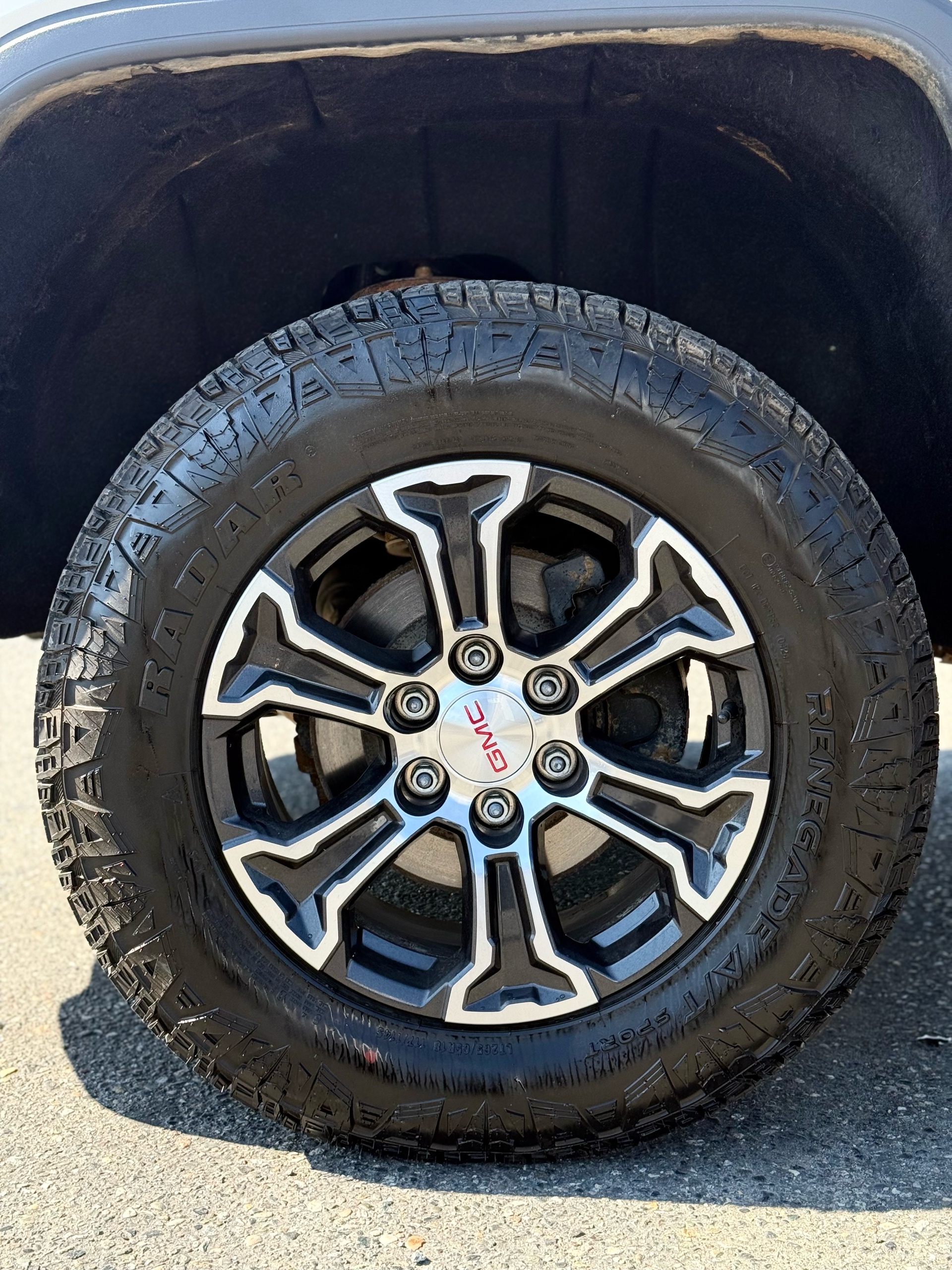 /grewalmotorsltd/2018-GMC-Sierra1500-8354761236826058.jpg