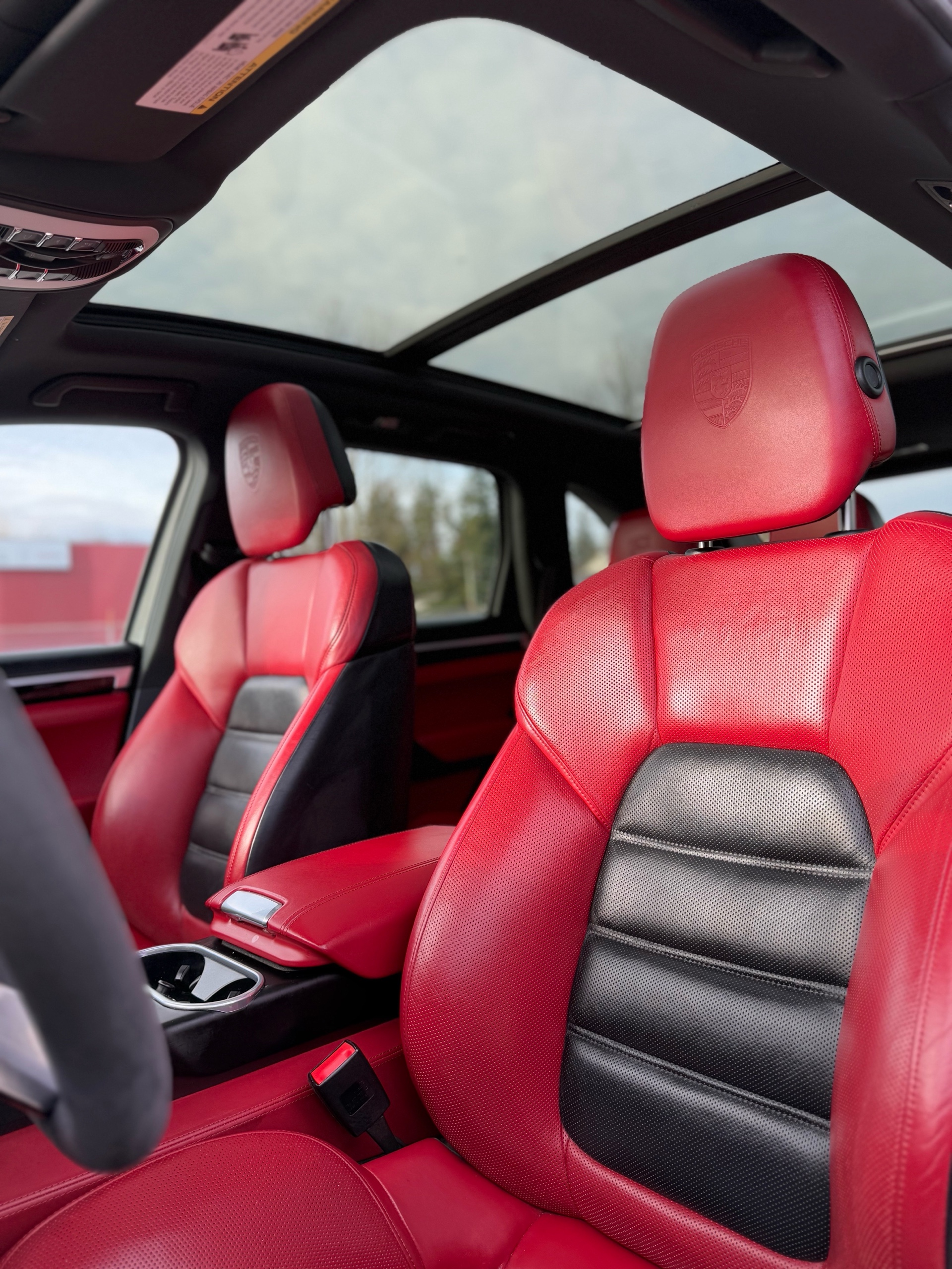 /grewalmotorsltd/2018-Porsche-Cayenne-5793351354726874.jpg