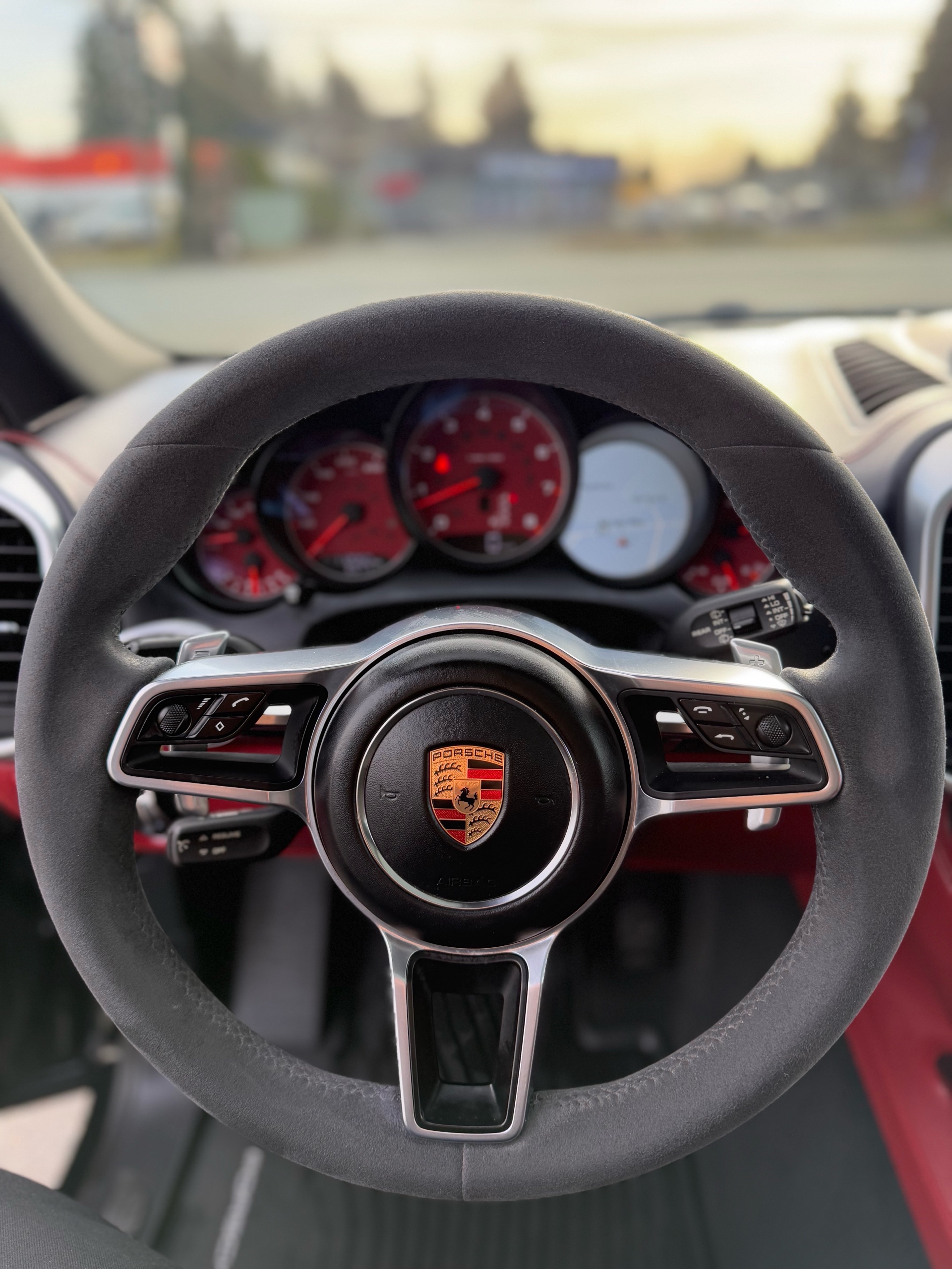 /grewalmotorsltd/2018-Porsche-Cayenne-7020082090318367.jpg