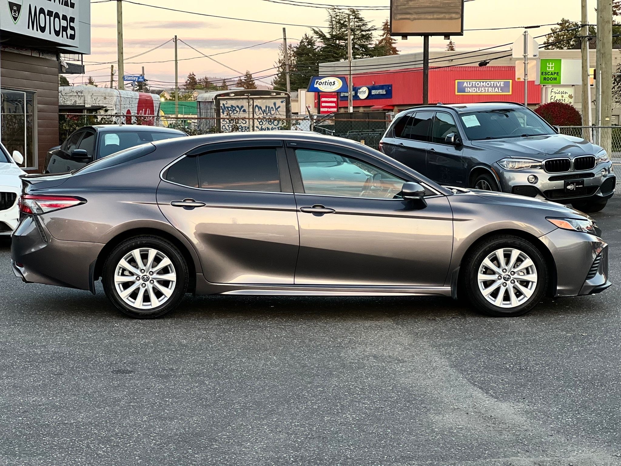 /grewalmotorsltd/2018-Toyota-Camry-9300588973289996.jpg