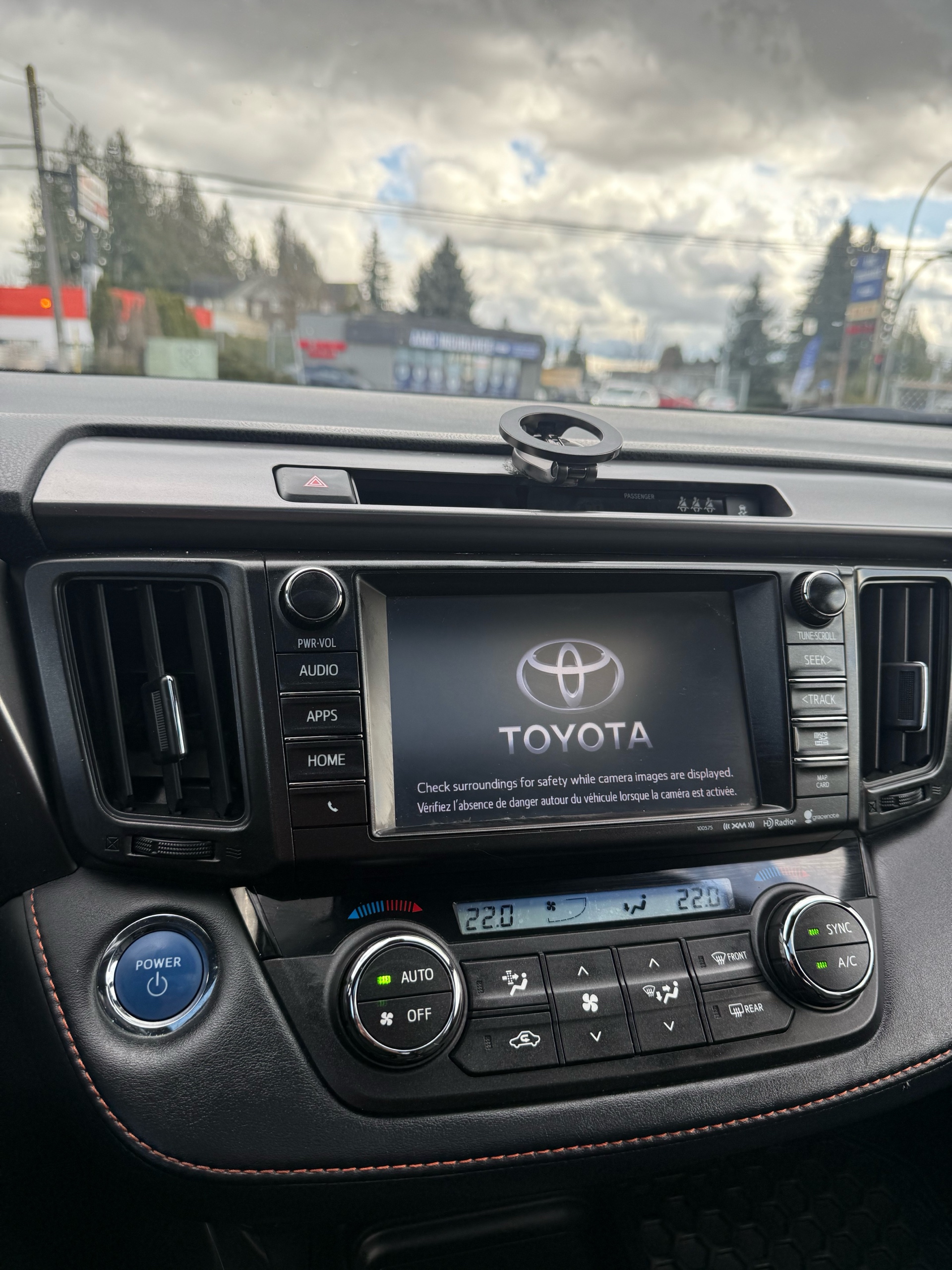 /grewalmotorsltd/2018-Toyota-RAV4-2793253848925472.jpg