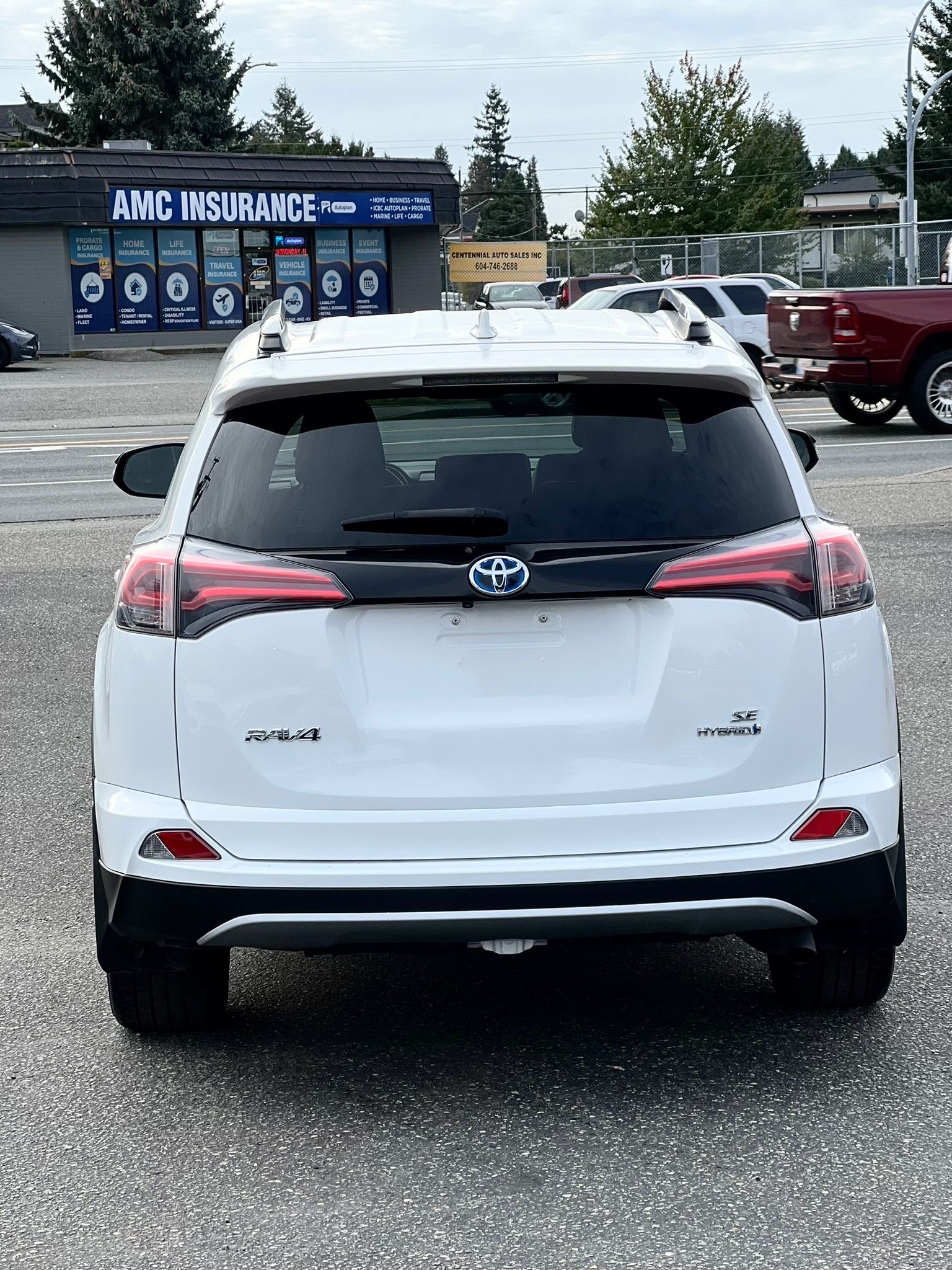 /grewalmotorsltd/2018-Toyota-RAV4-6123359348490285.jpg