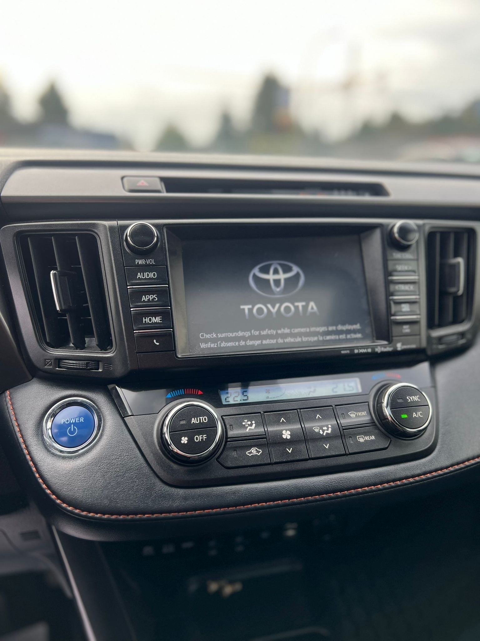 /grewalmotorsltd/2018-Toyota-RAV4-929486719665952.jpg